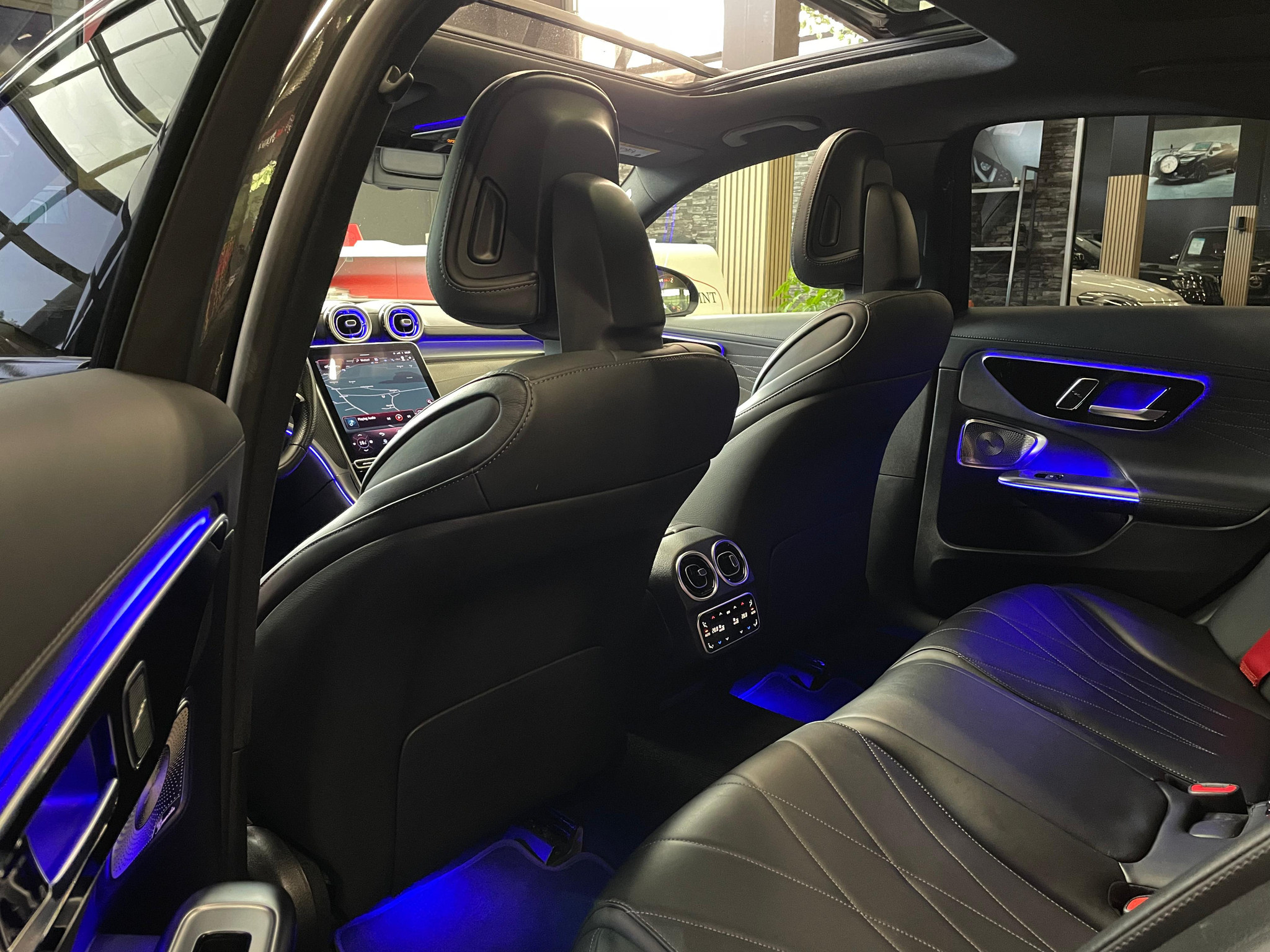 listing desktop thumbnail image 13