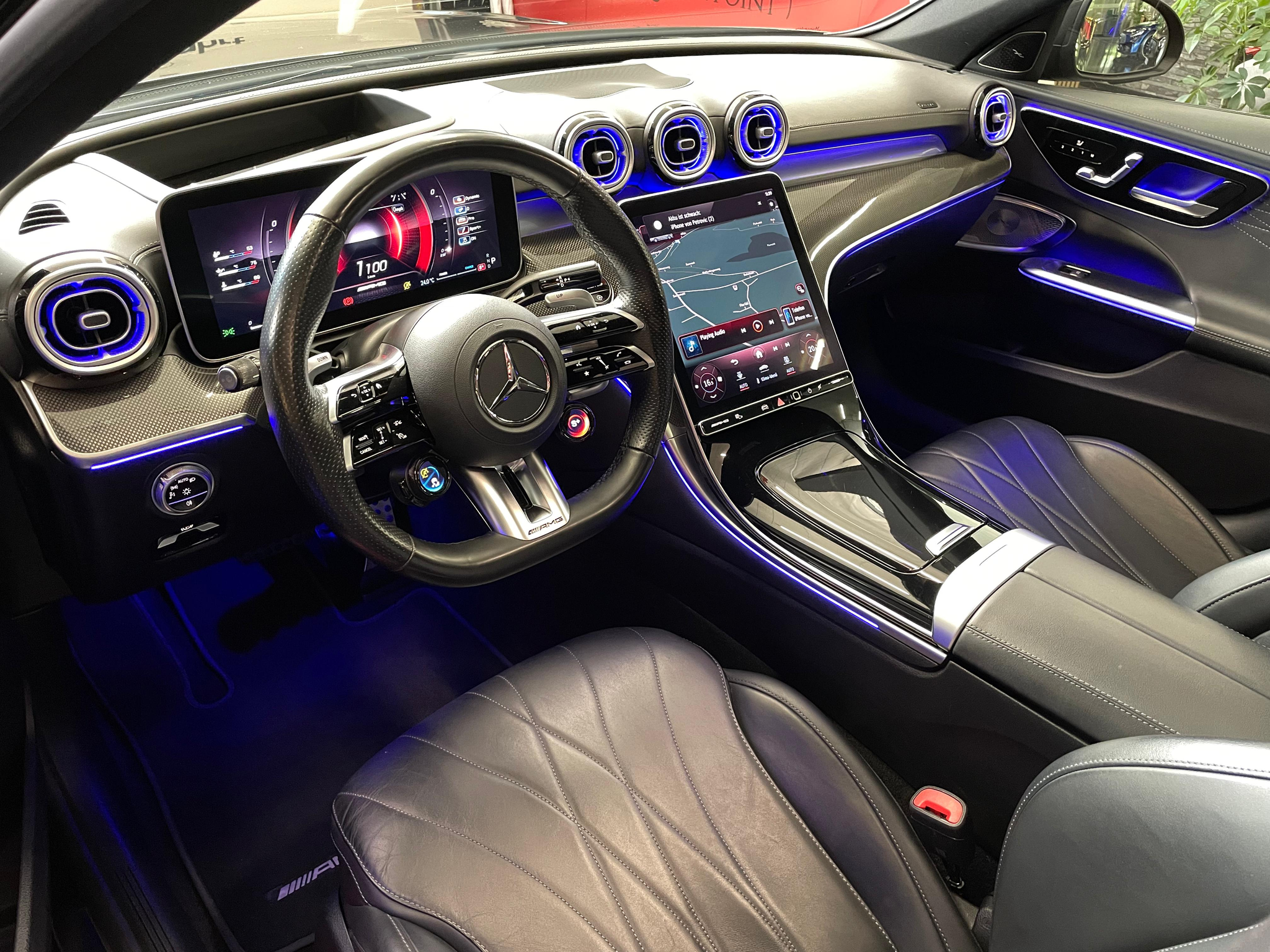 listing desktop thumbnail image 8