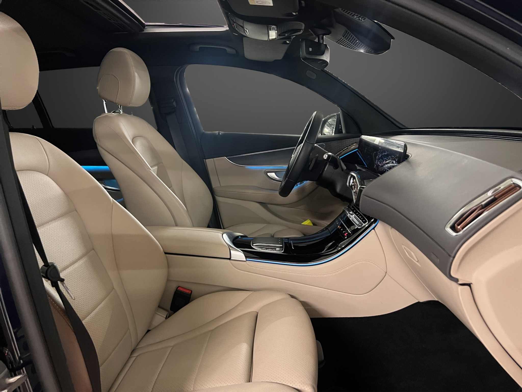 listing desktop thumbnail image 11