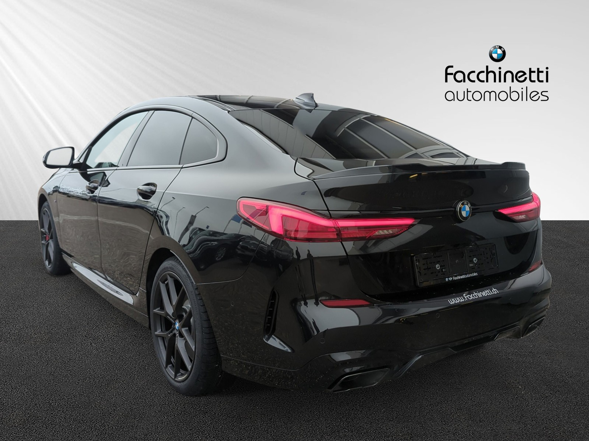 listing desktop thumbnail image 2