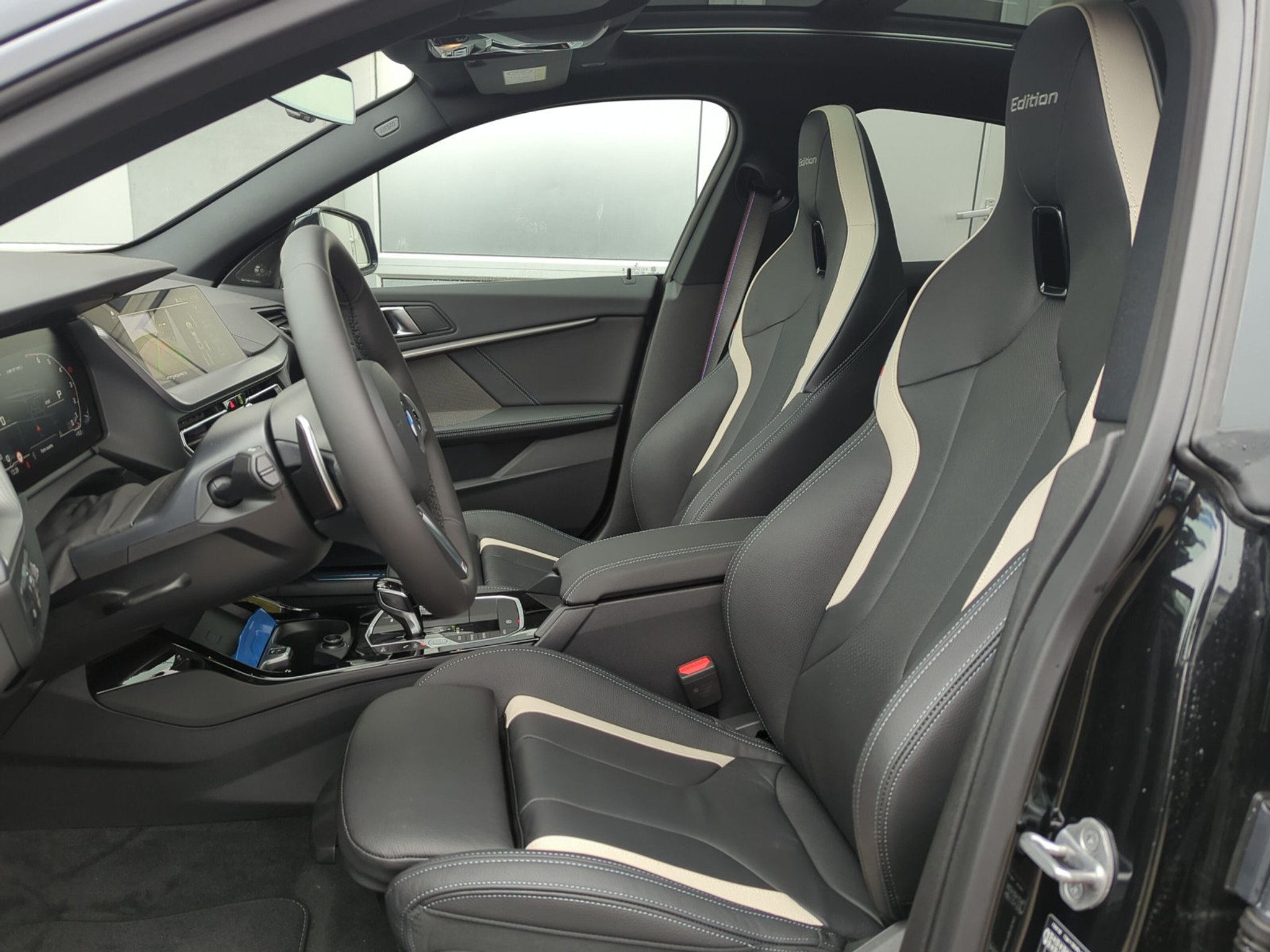 listing desktop thumbnail image 9