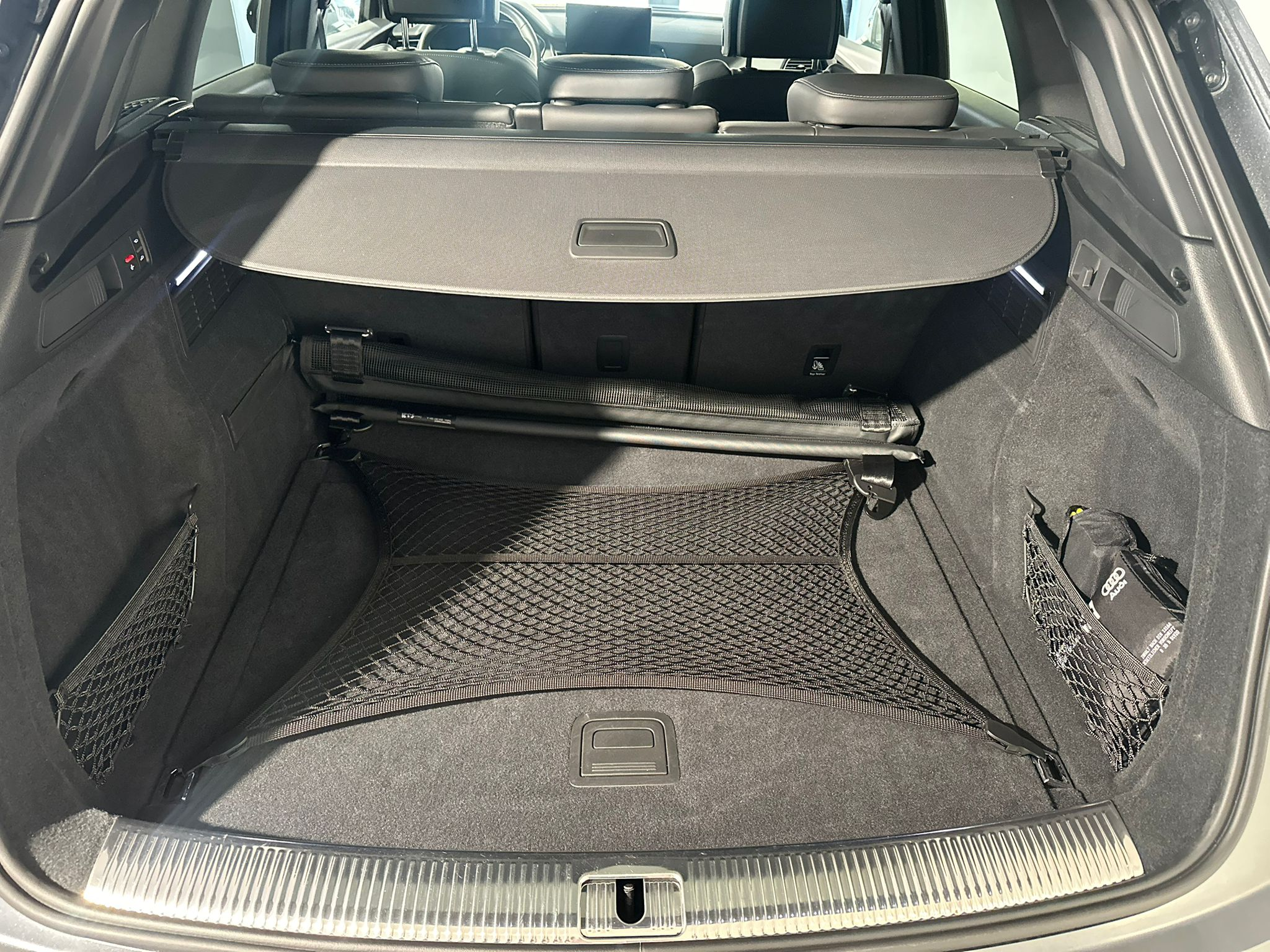 listing desktop thumbnail image 4