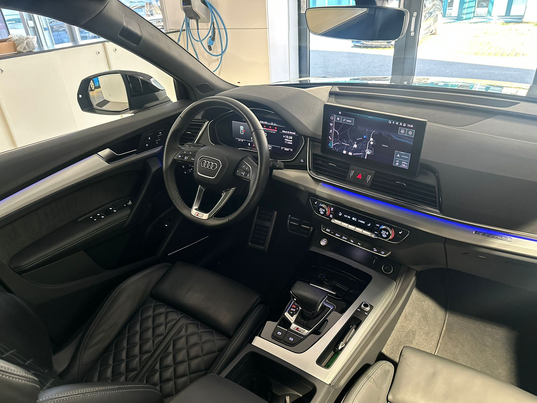 listing desktop thumbnail image 8