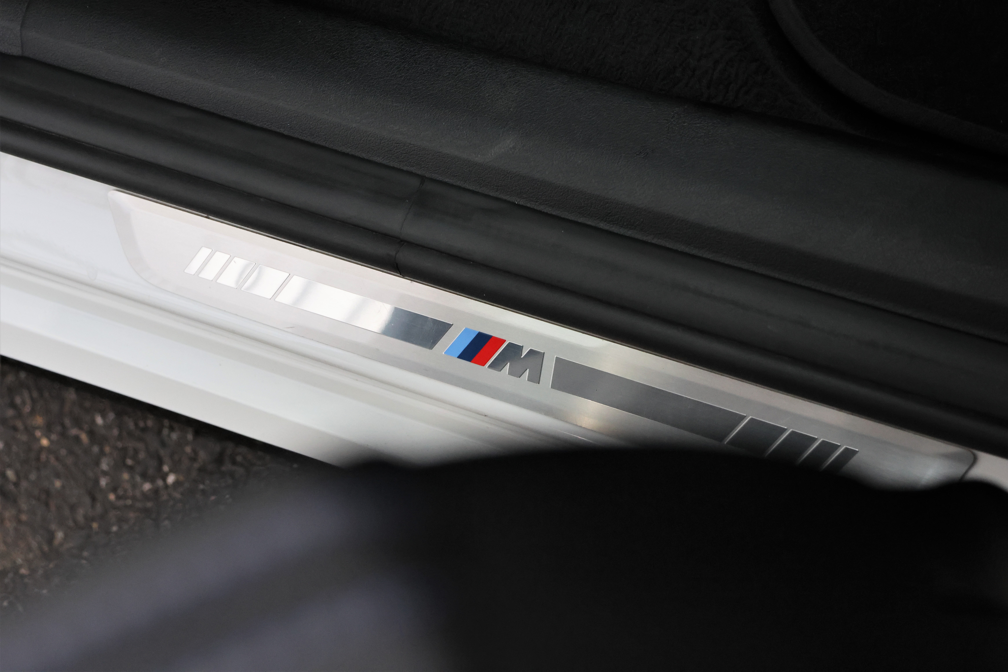 listing desktop thumbnail image 21