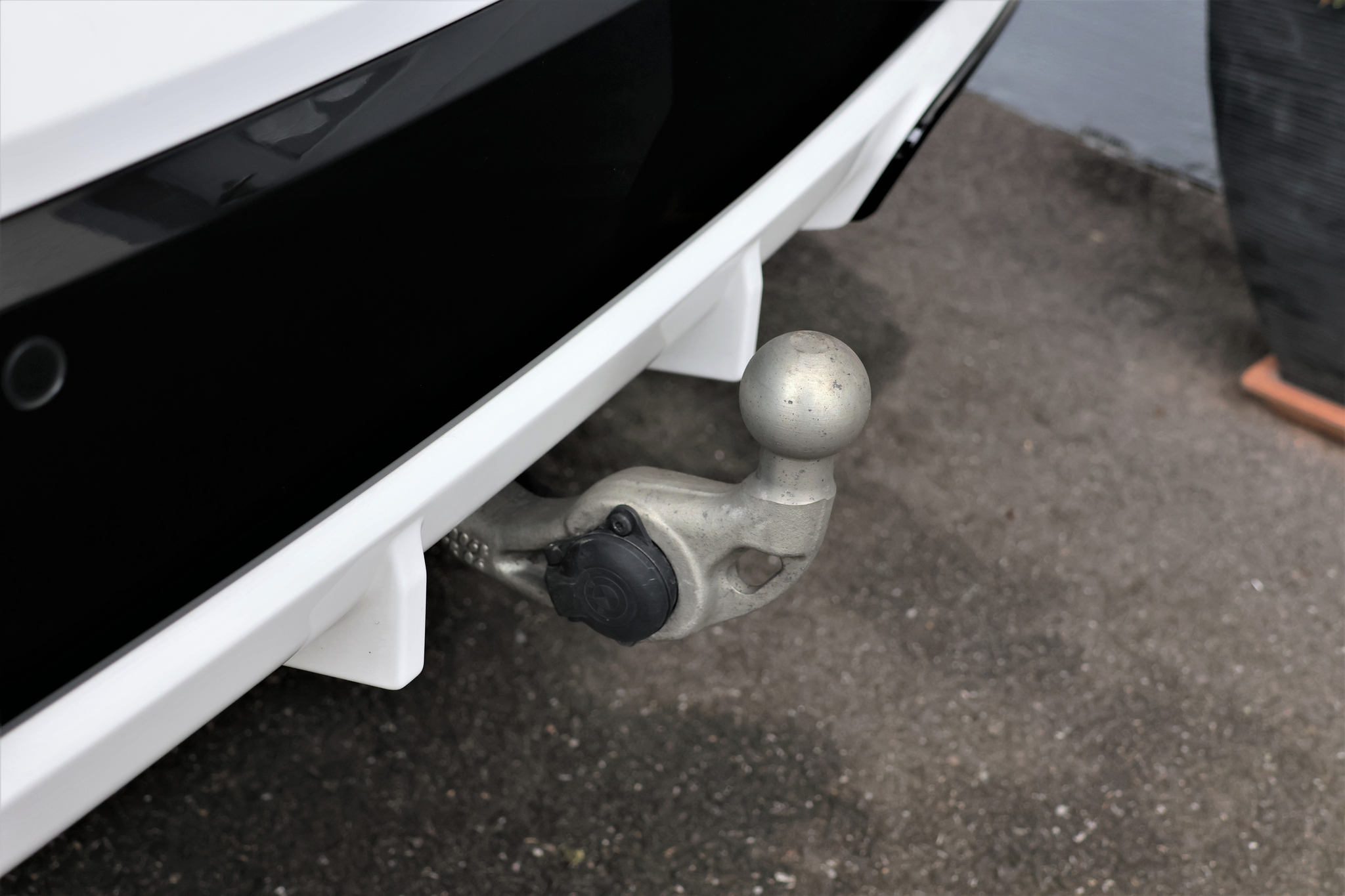 listing desktop thumbnail image 18