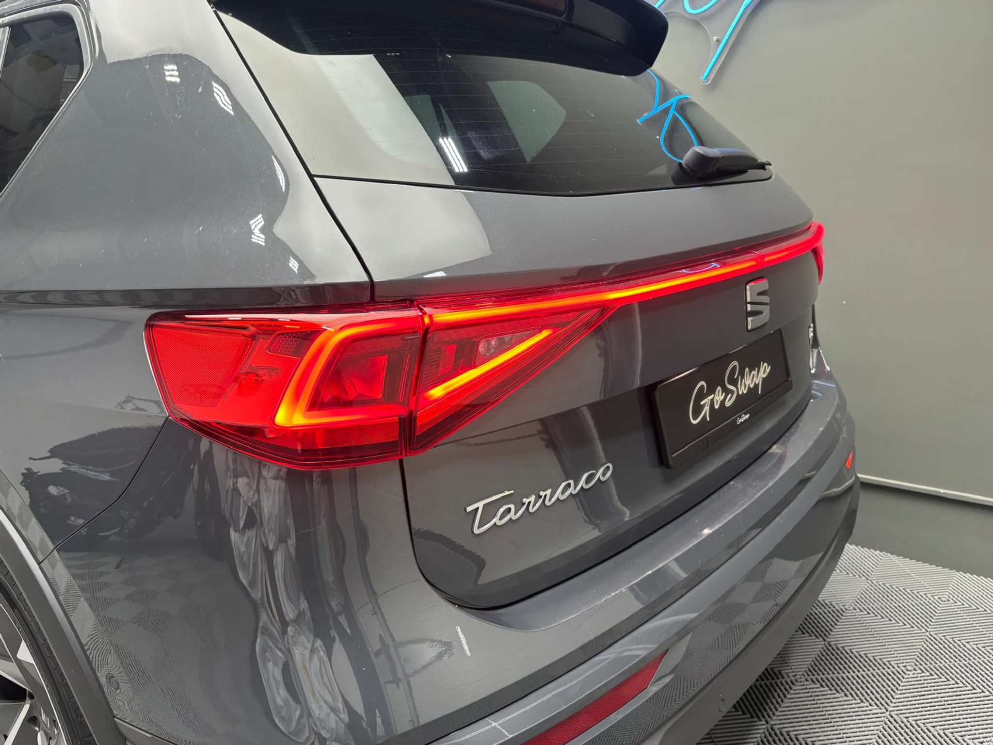 listing desktop thumbnail image 8