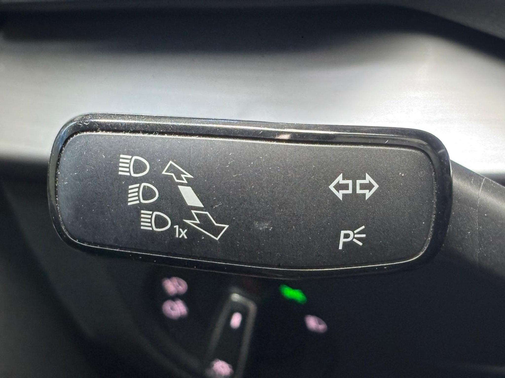 listing desktop thumbnail image 18