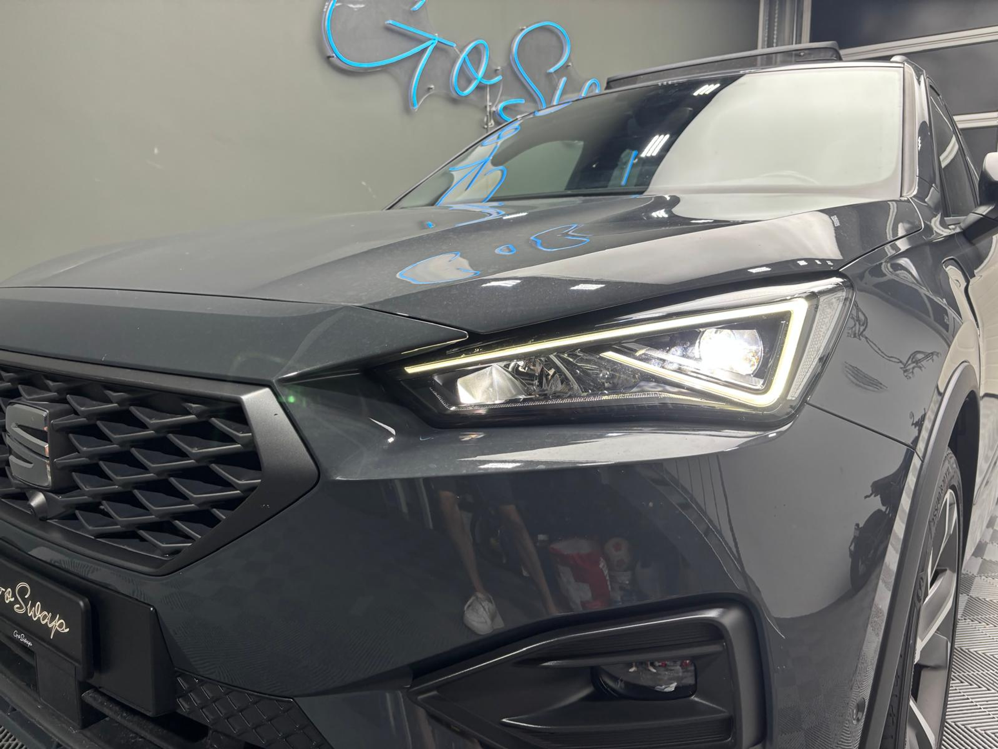 listing desktop thumbnail image 6