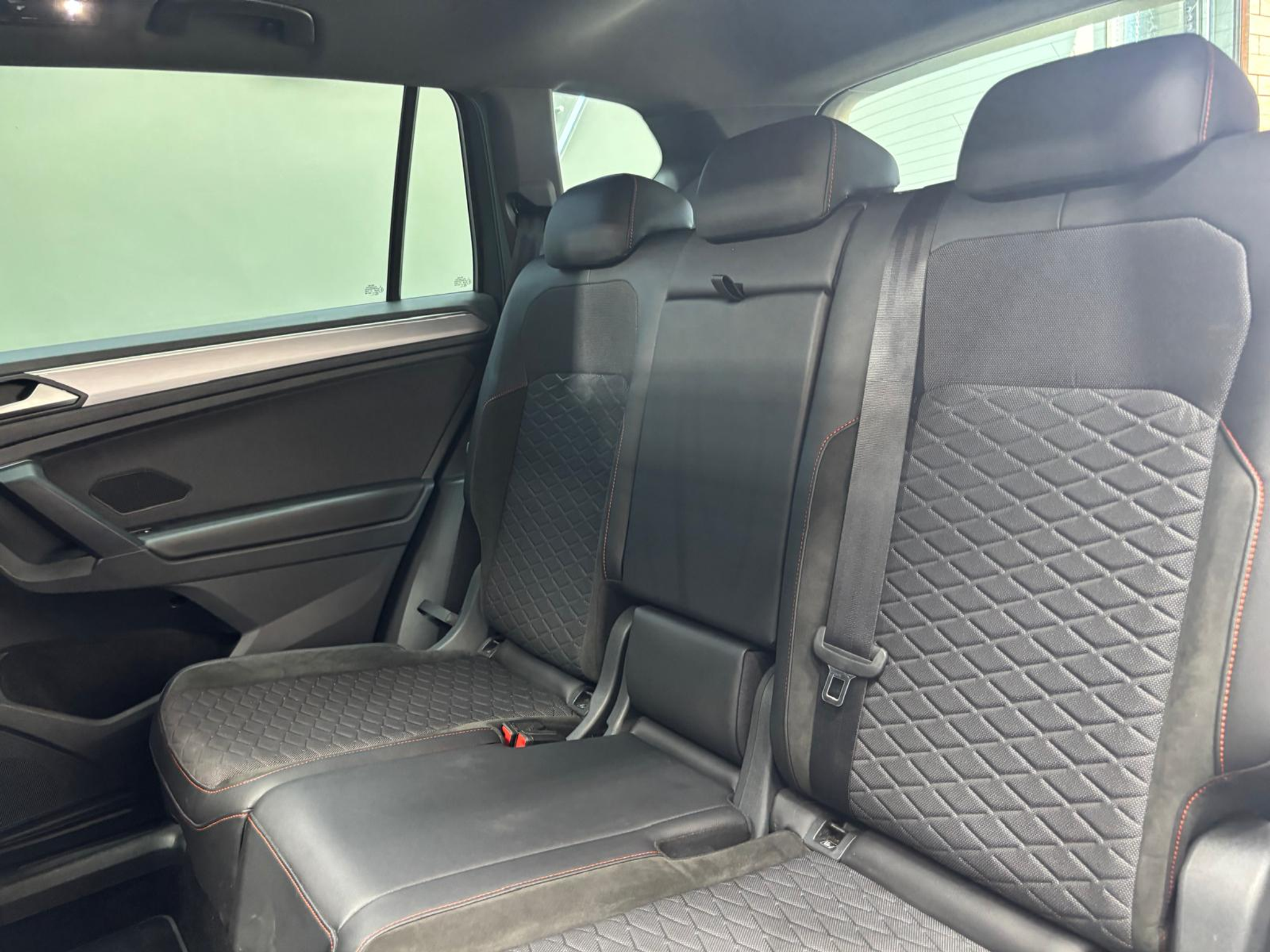 listing desktop thumbnail image 13