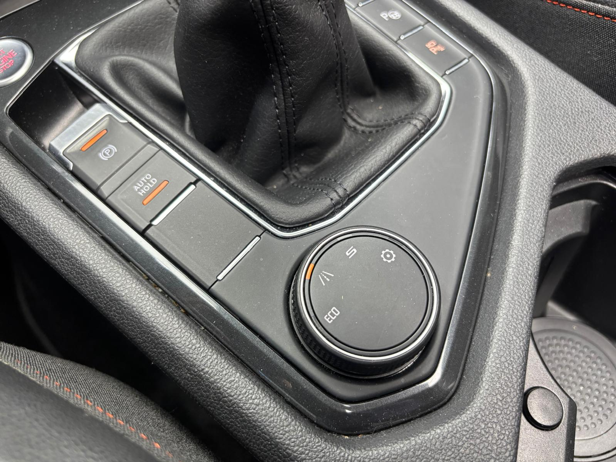 listing desktop thumbnail image 22