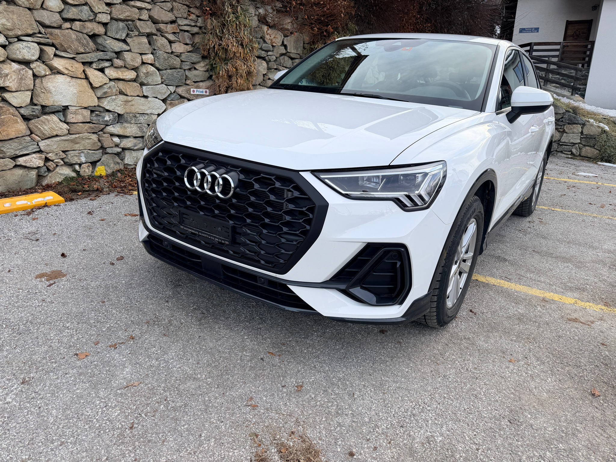 listing desktop thumbnail image 5