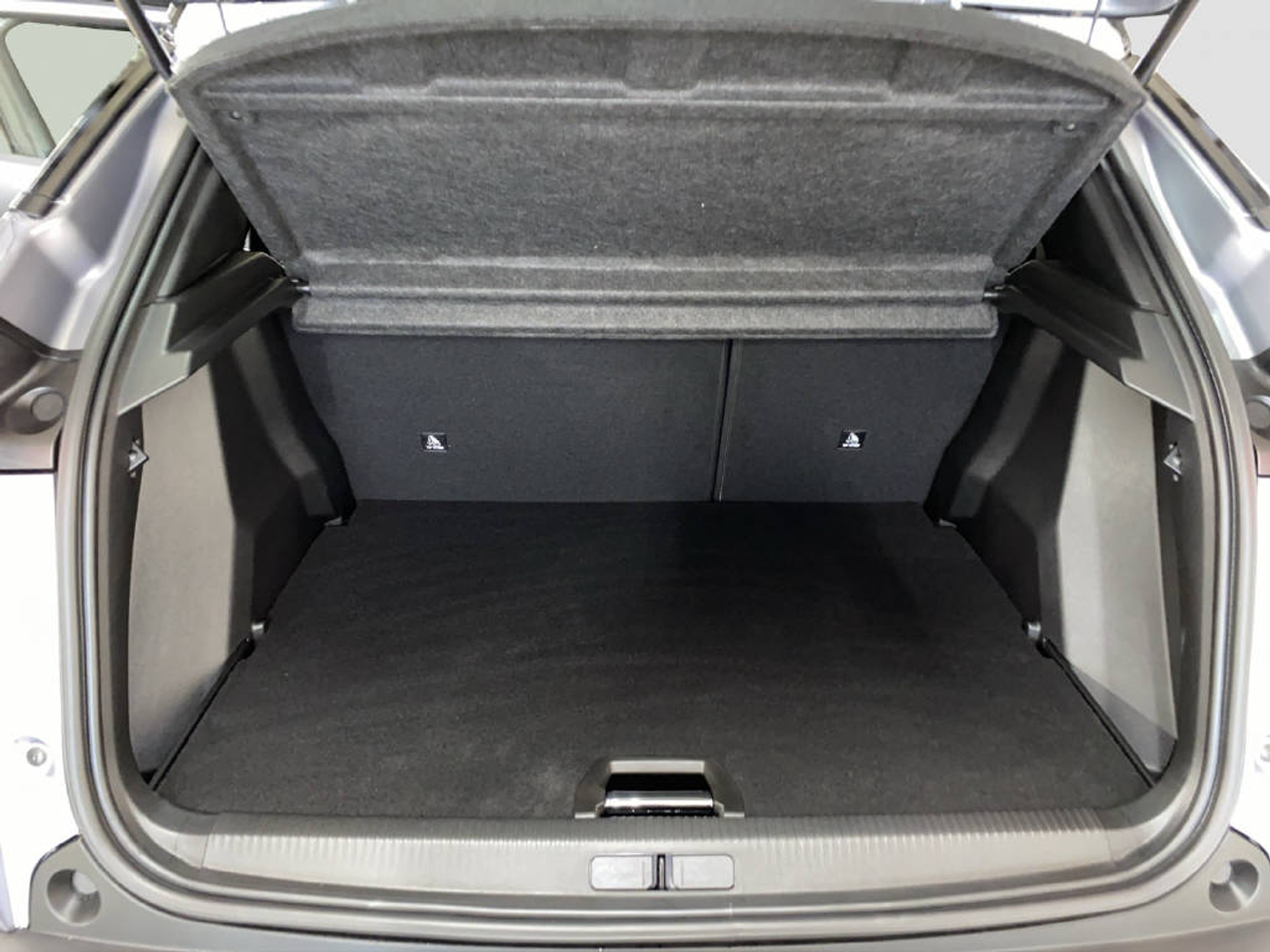 listing desktop thumbnail image 13