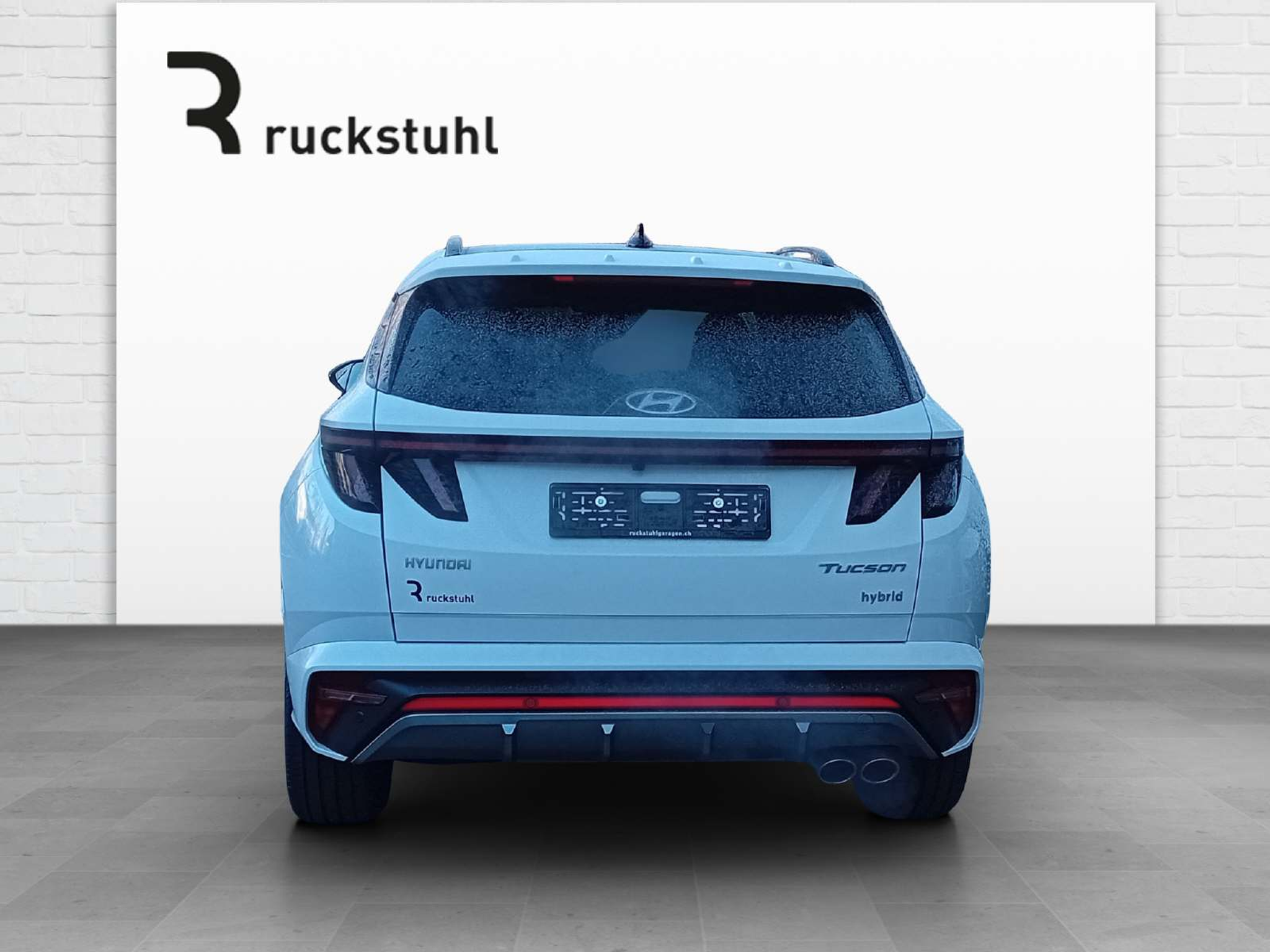 listing desktop thumbnail image 4