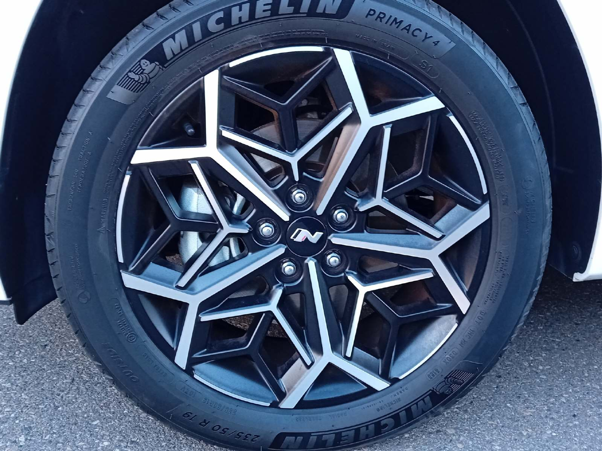 listing desktop thumbnail image 6