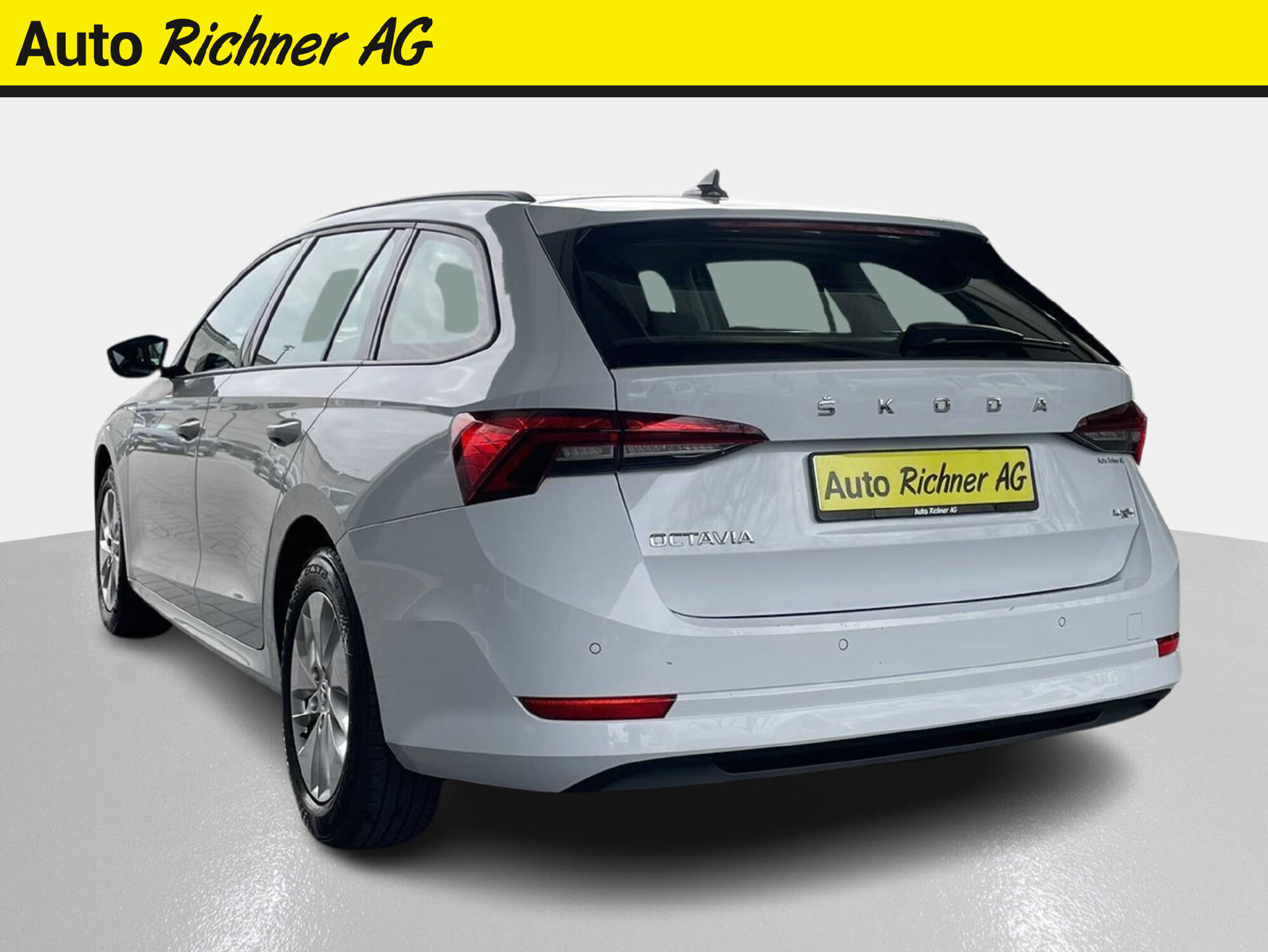 listing desktop thumbnail image 4