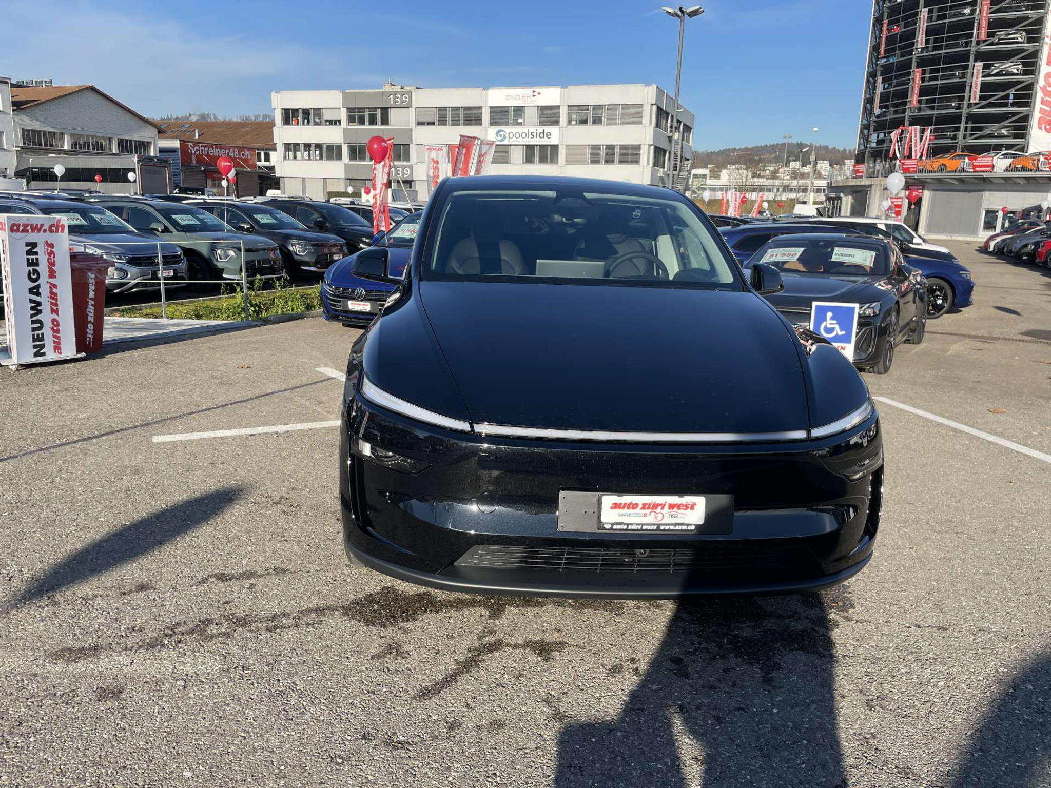 listing desktop thumbnail image 13