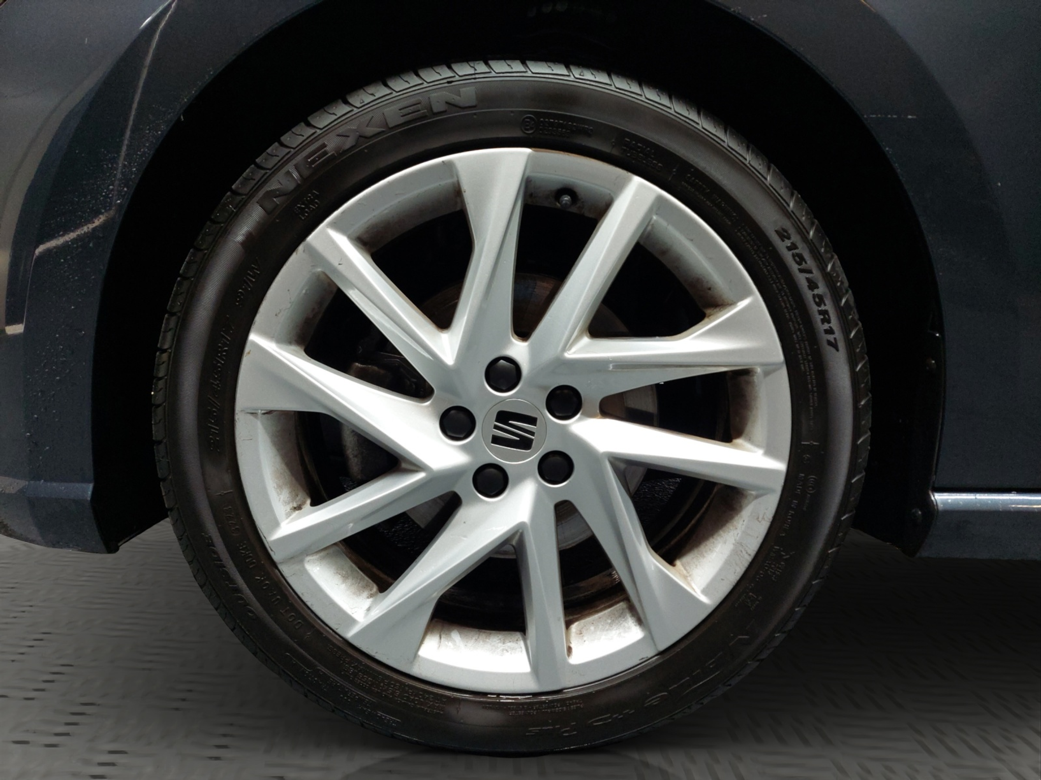 listing desktop thumbnail image 11