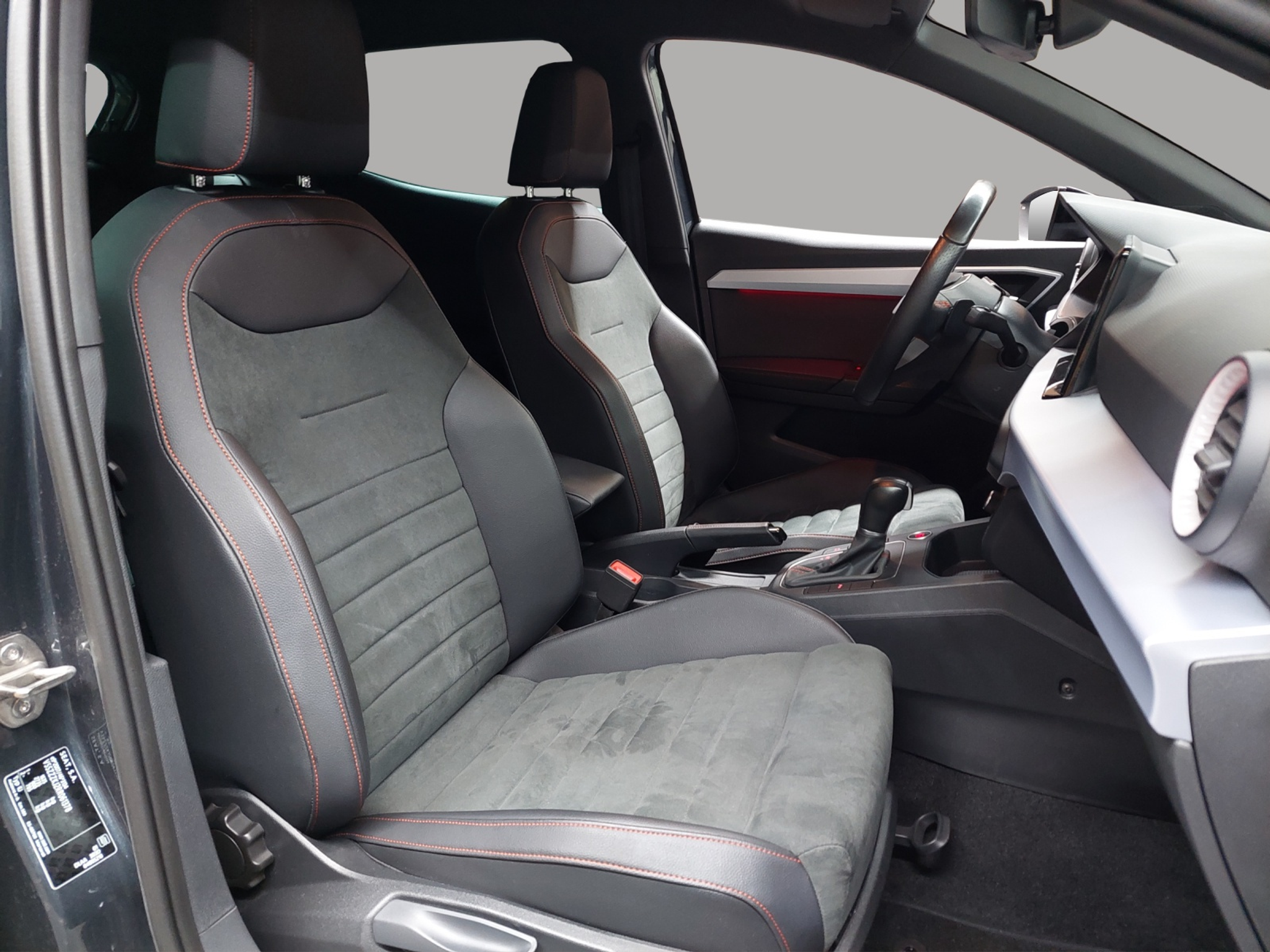 listing desktop thumbnail image 8