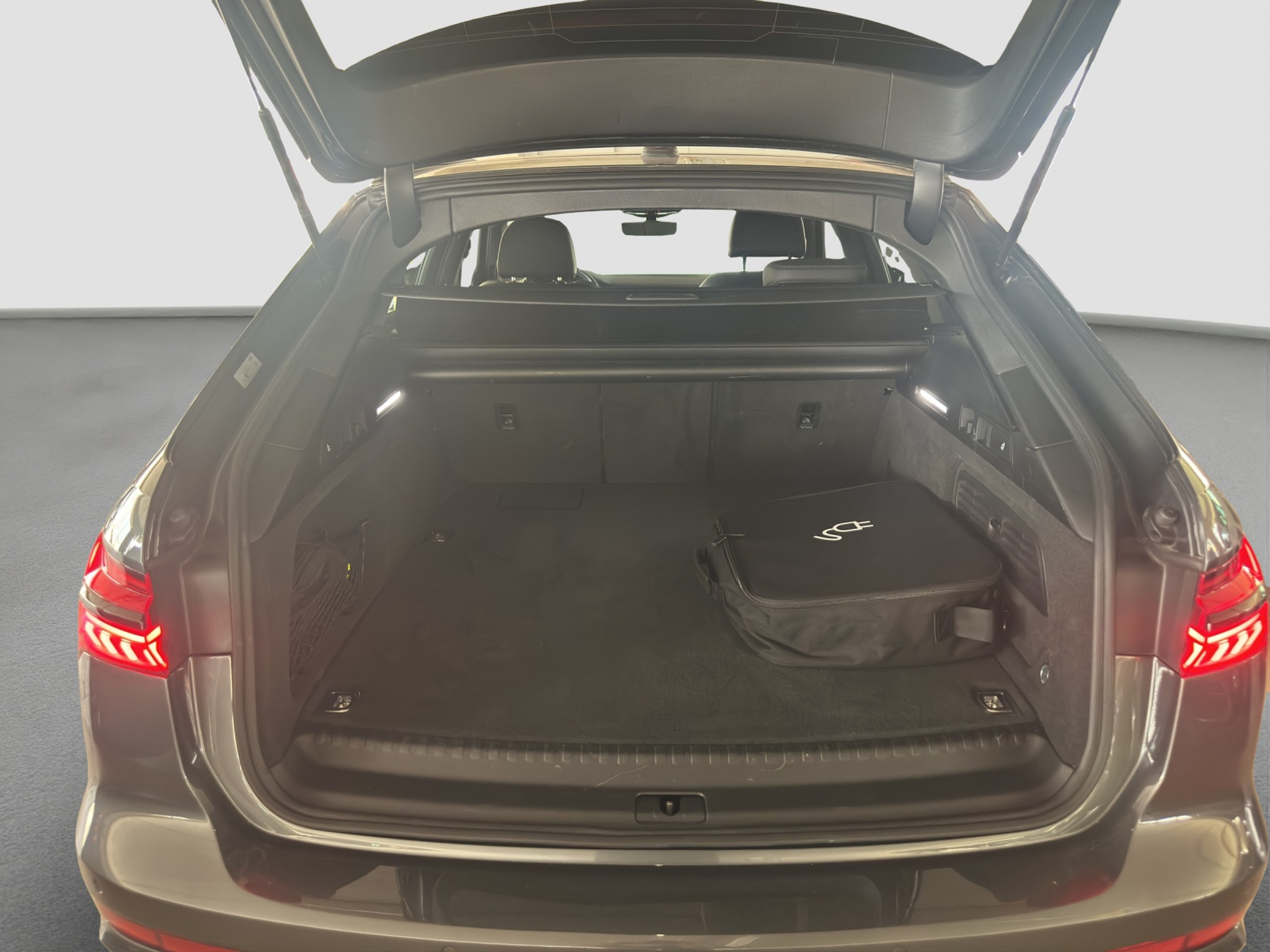 listing desktop thumbnail image 9