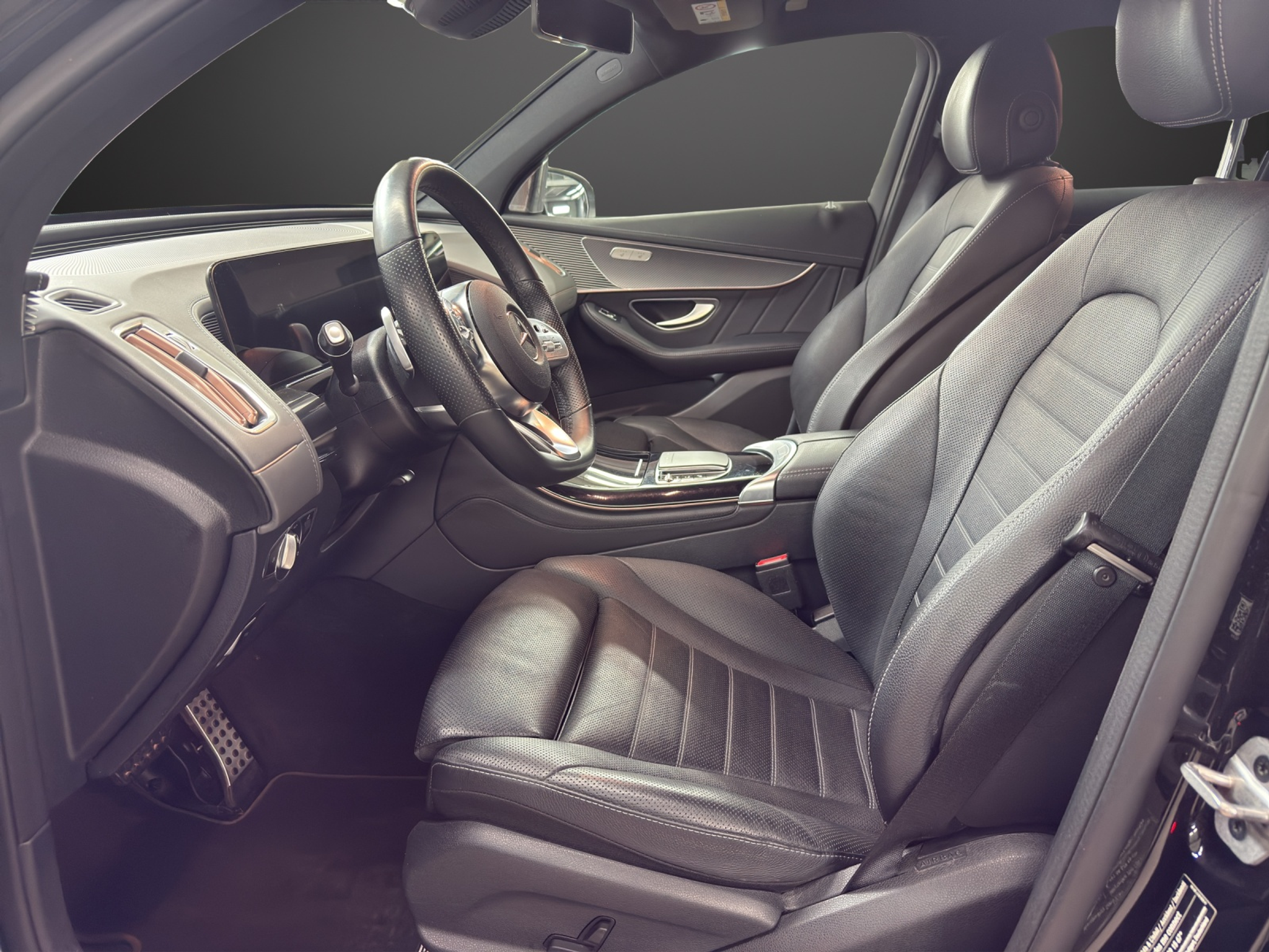 listing desktop thumbnail image 9