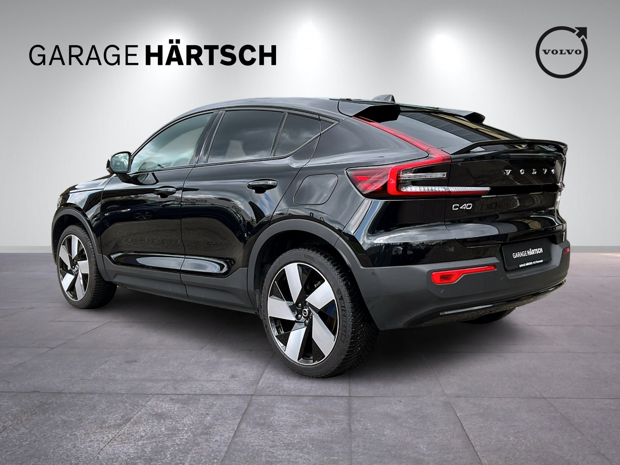 listing desktop thumbnail image 3