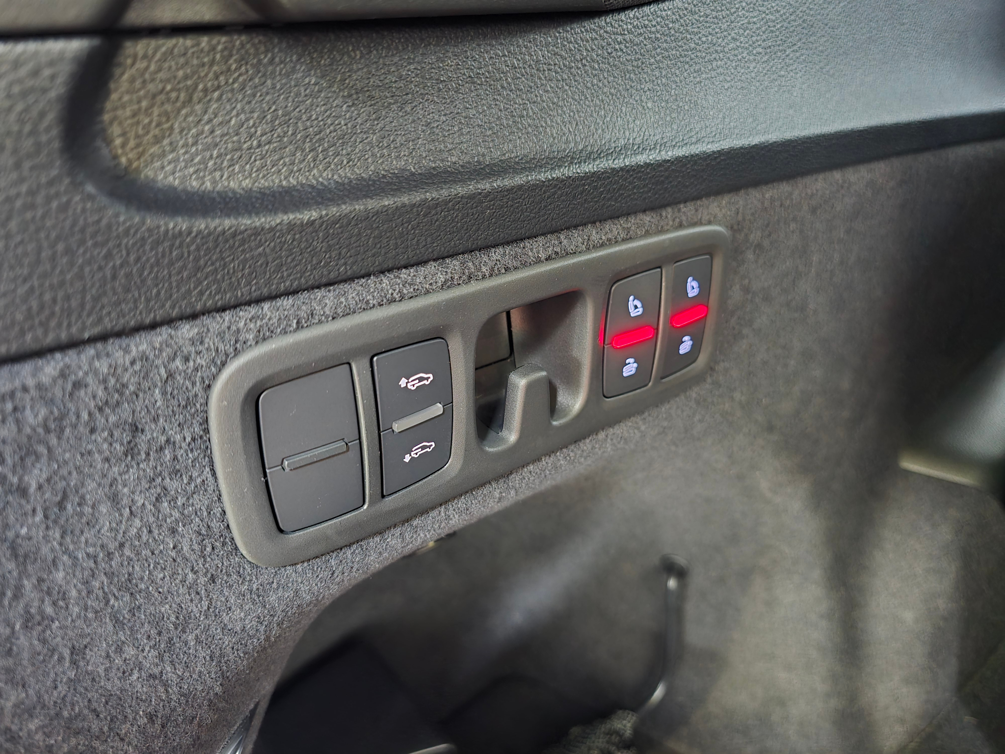 listing desktop thumbnail image 26