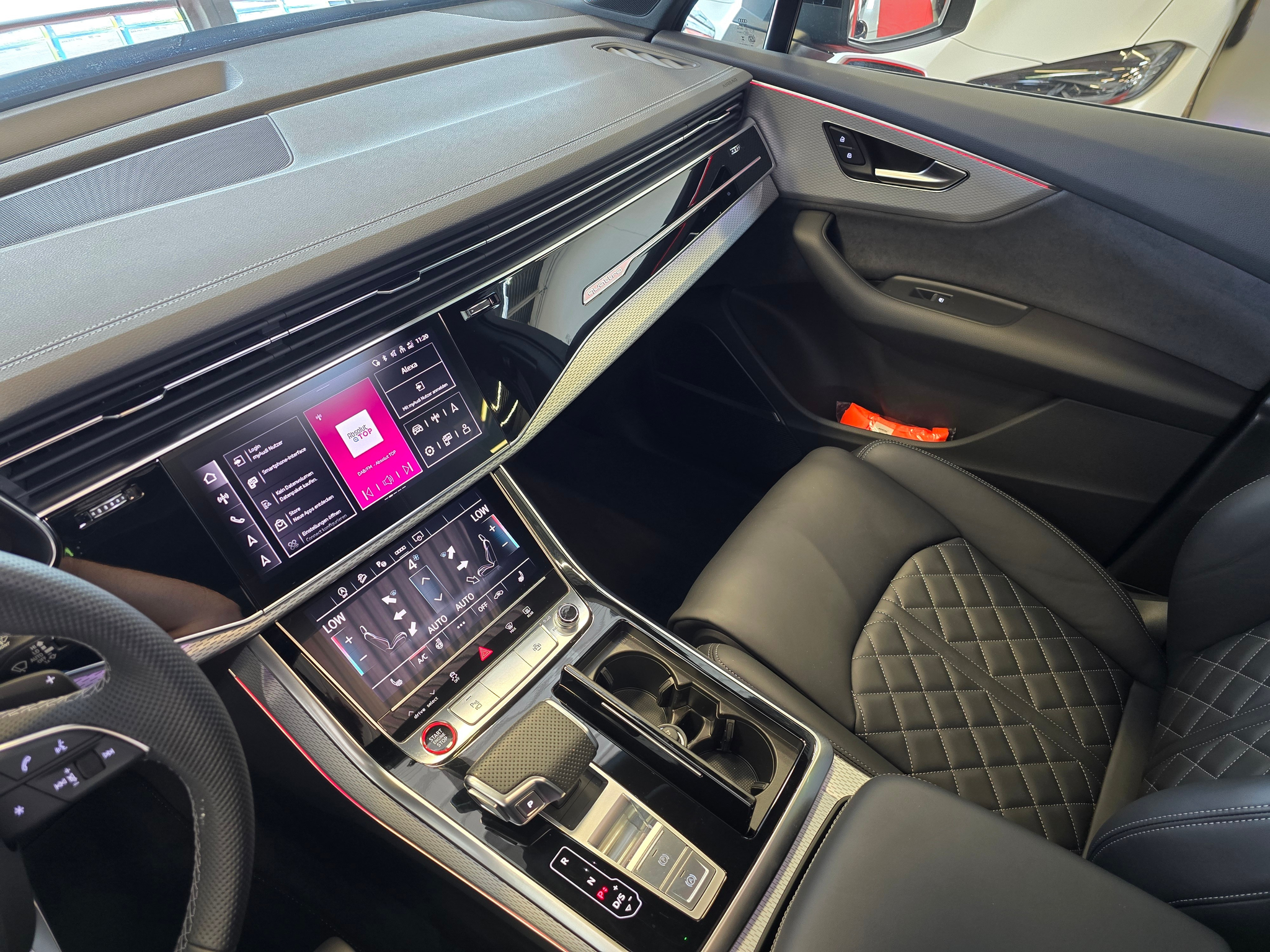 listing desktop thumbnail image 11