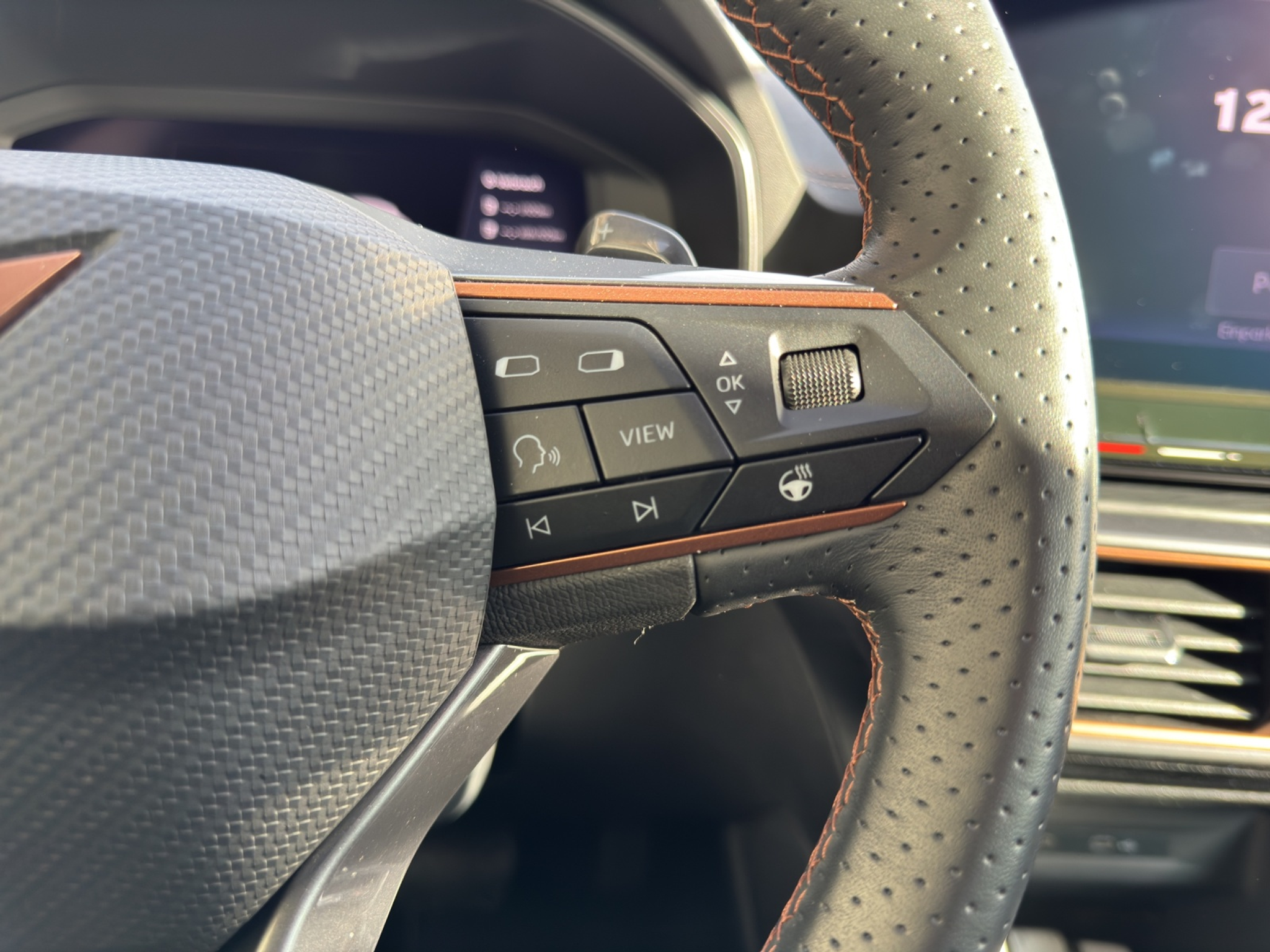 listing desktop thumbnail image 10