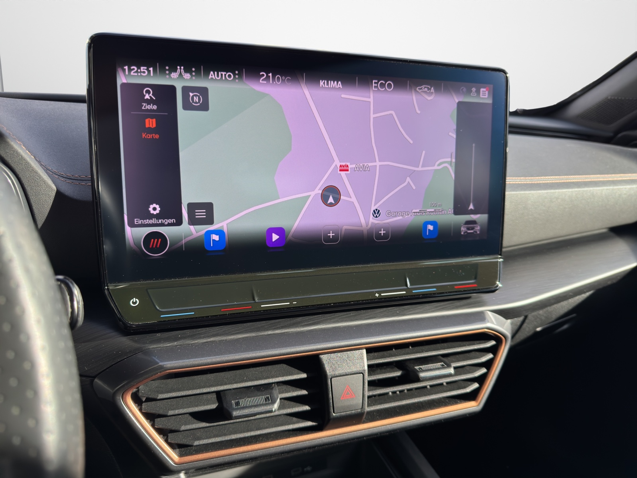 listing desktop thumbnail image 13