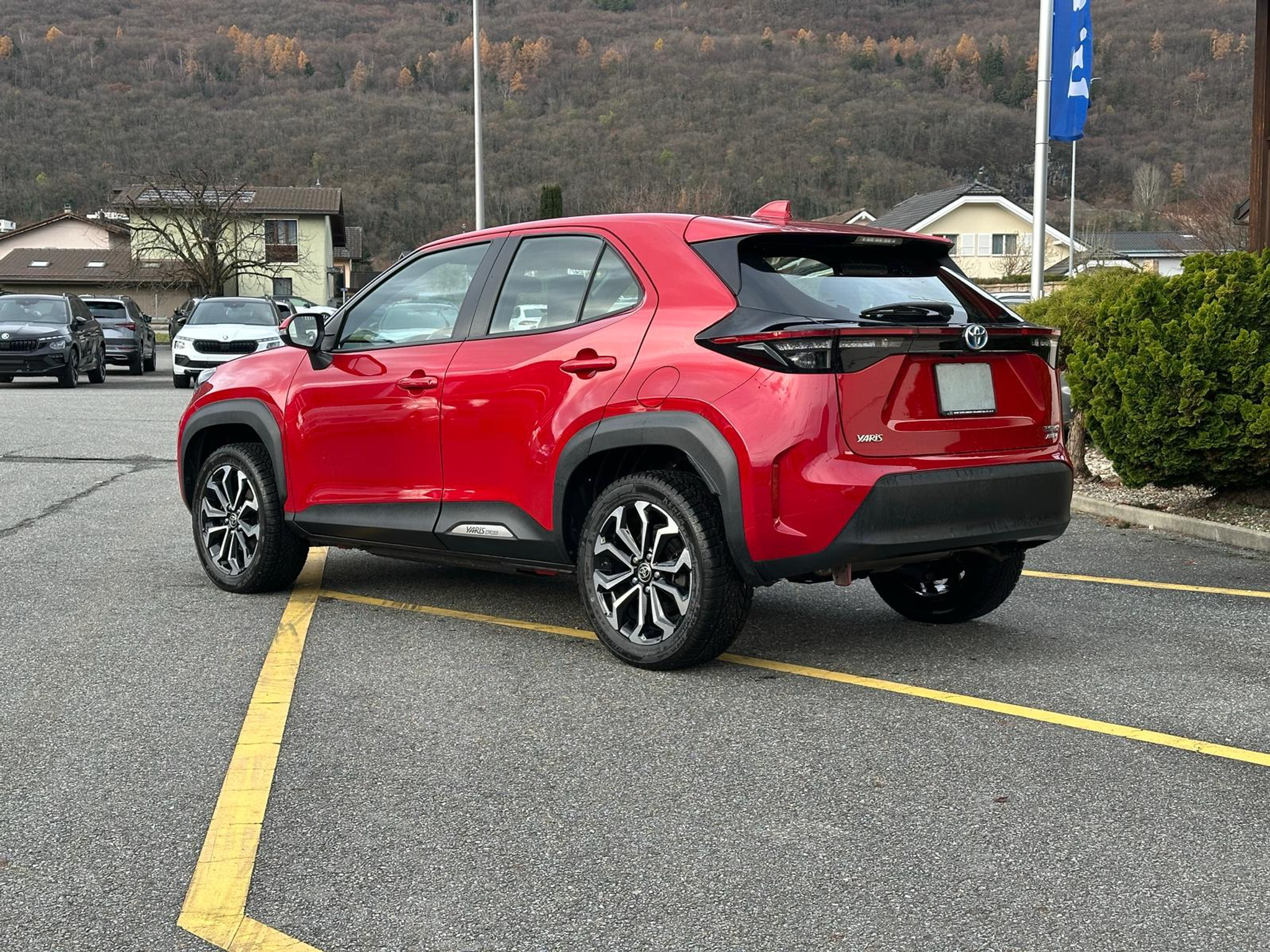 listing desktop thumbnail image 1