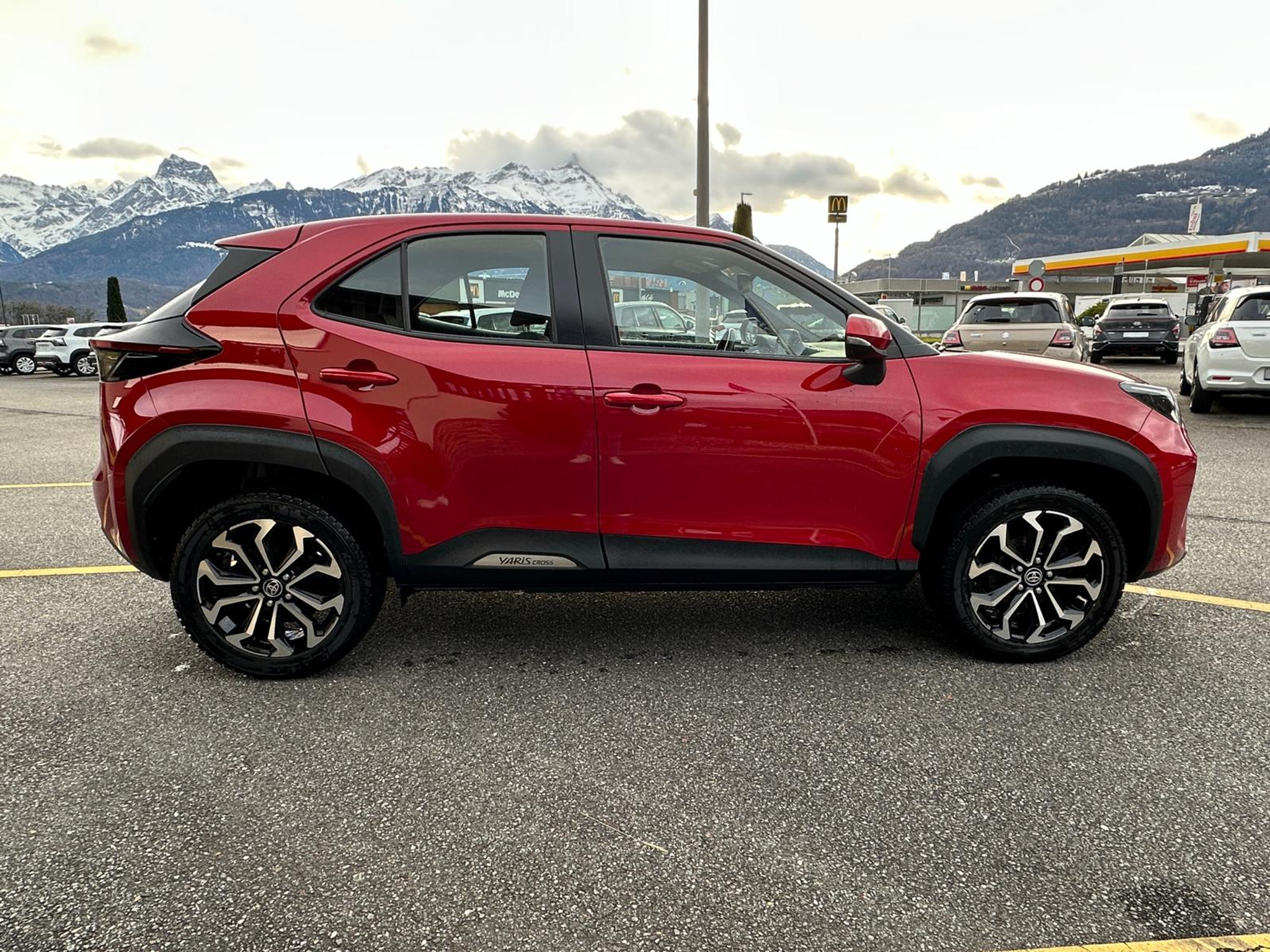 listing desktop thumbnail image 5