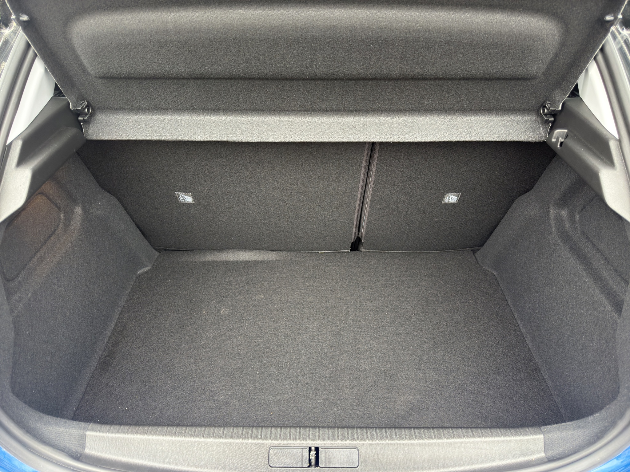 listing desktop thumbnail image 17