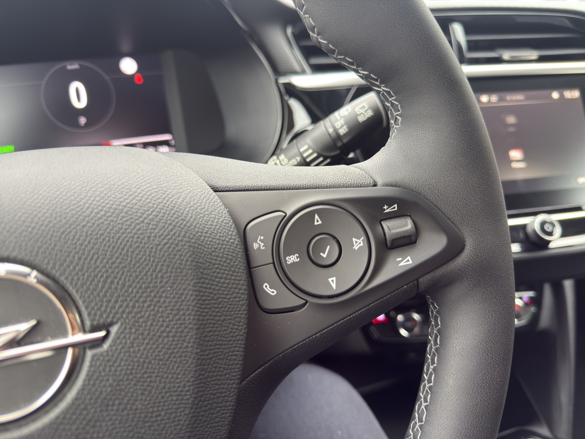 listing desktop thumbnail image 21