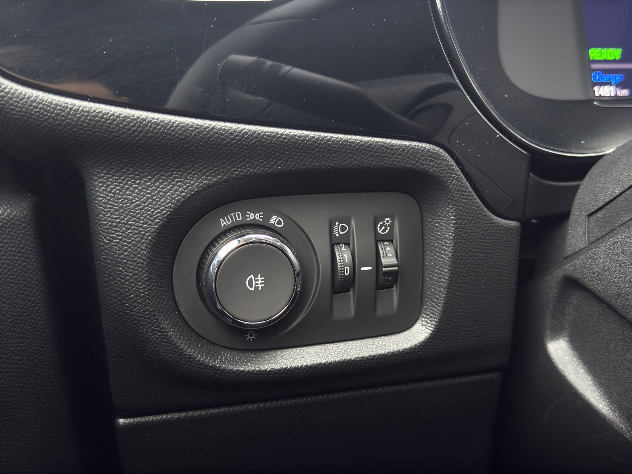 listing desktop thumbnail image 29