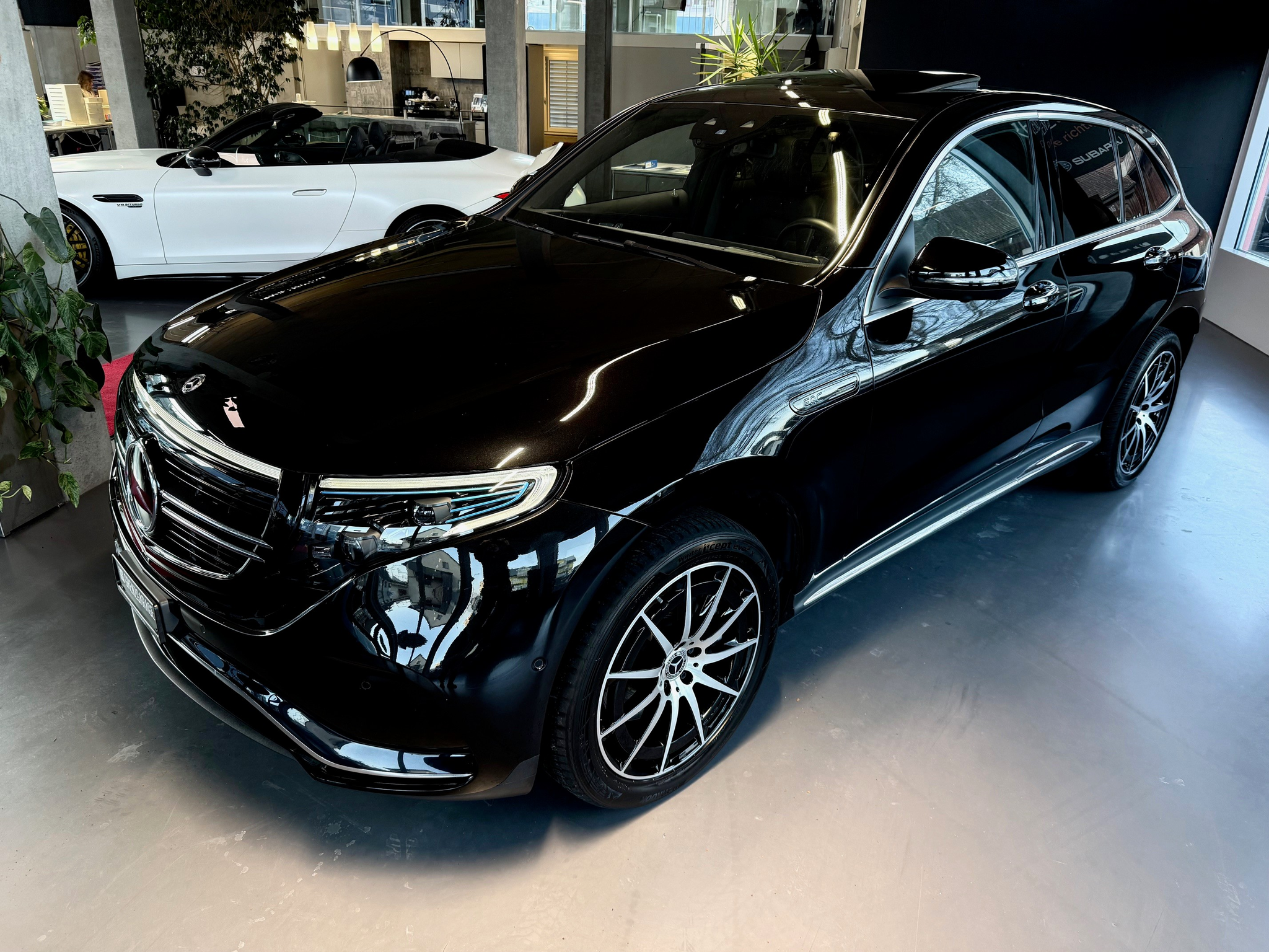 listing desktop thumbnail image 2