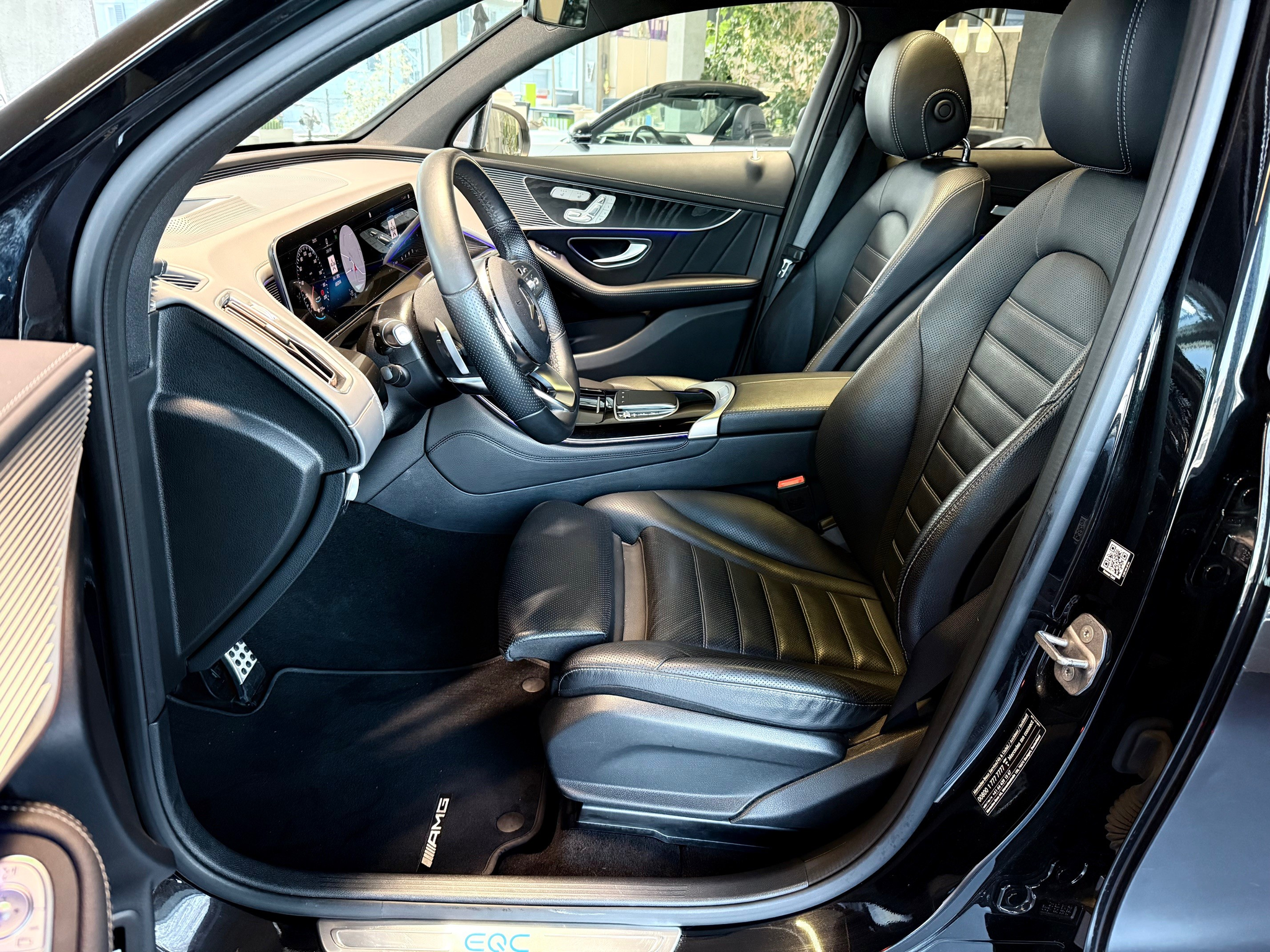 listing desktop thumbnail image 9