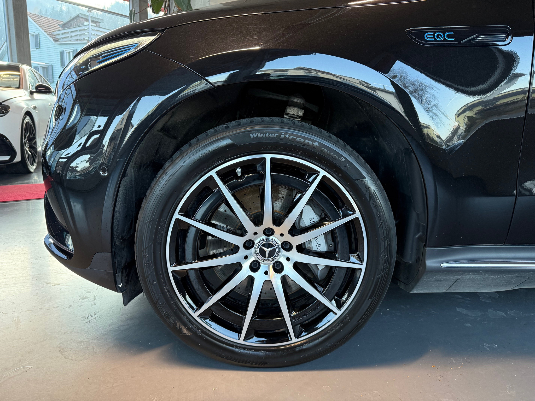 listing desktop thumbnail image 16