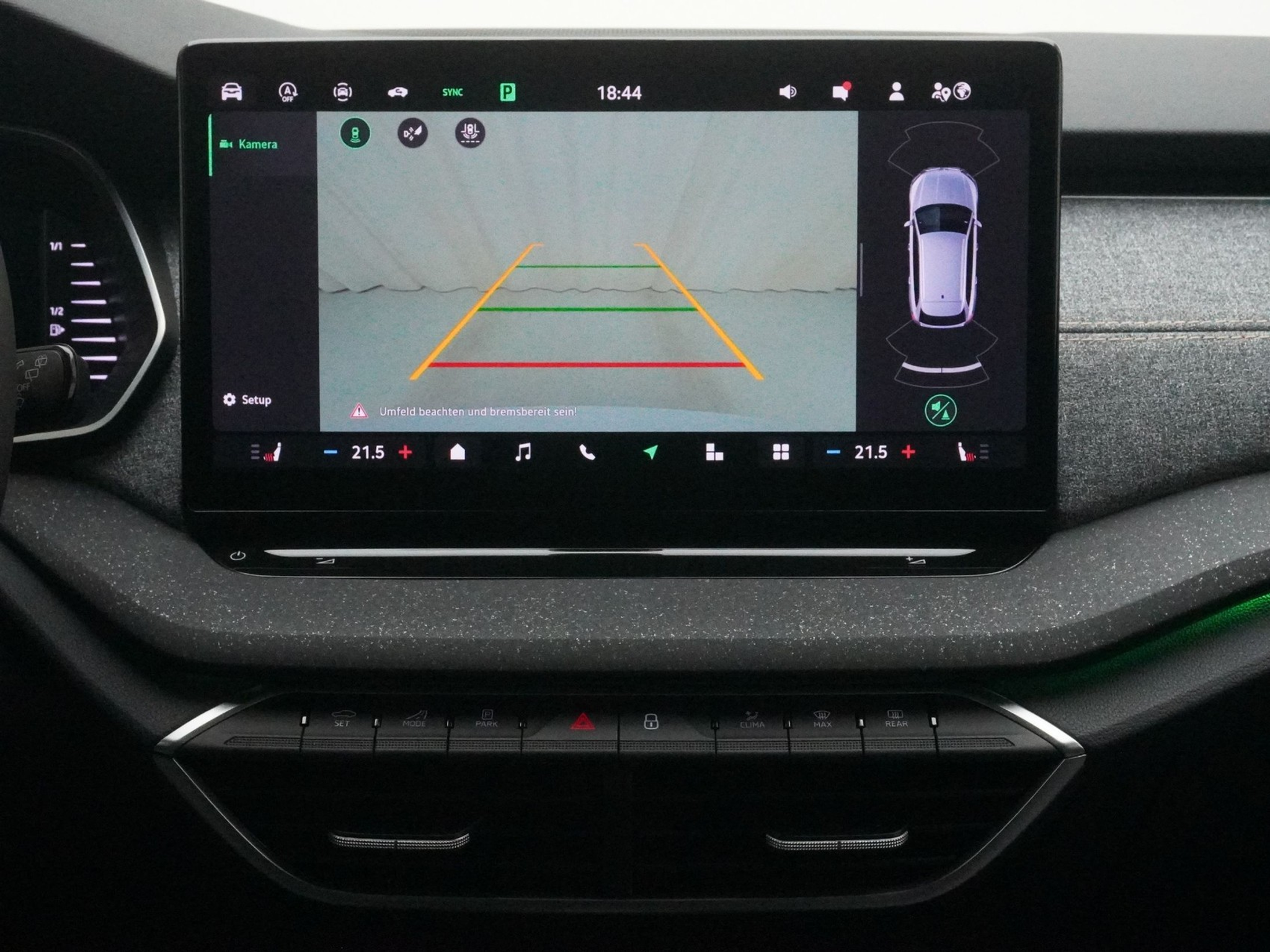 listing desktop thumbnail image 9