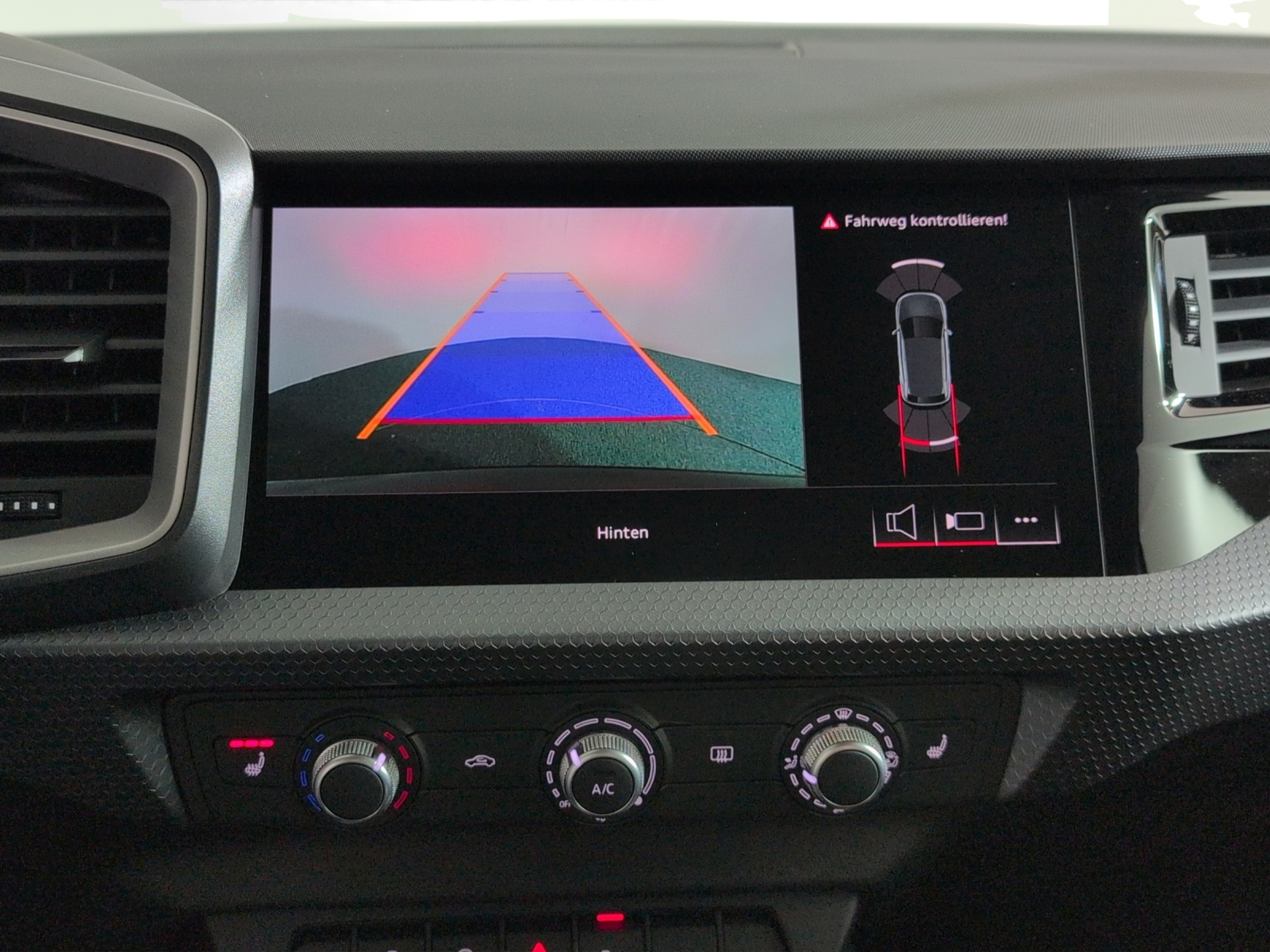 listing desktop thumbnail image 12