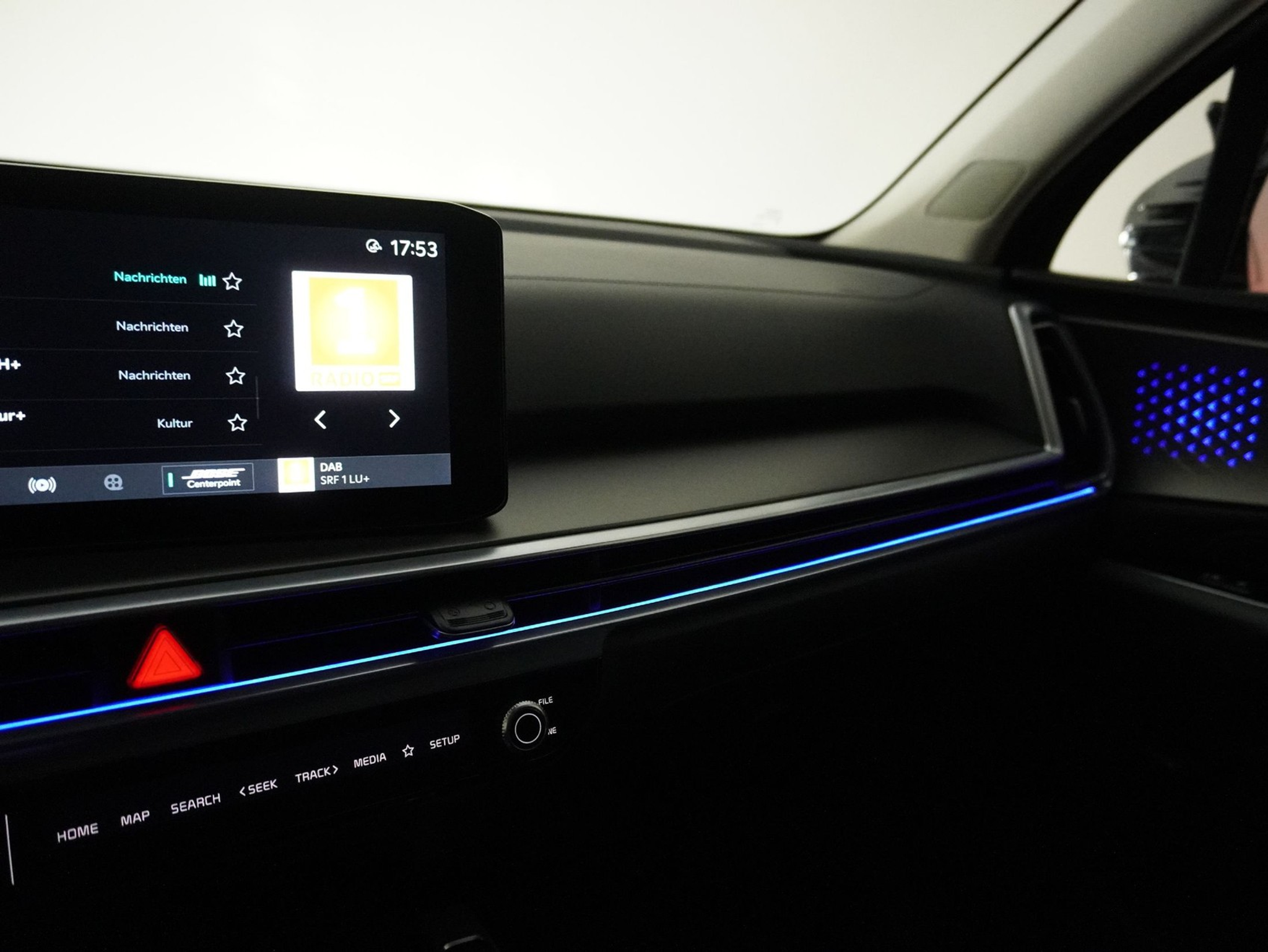 listing desktop thumbnail image 14