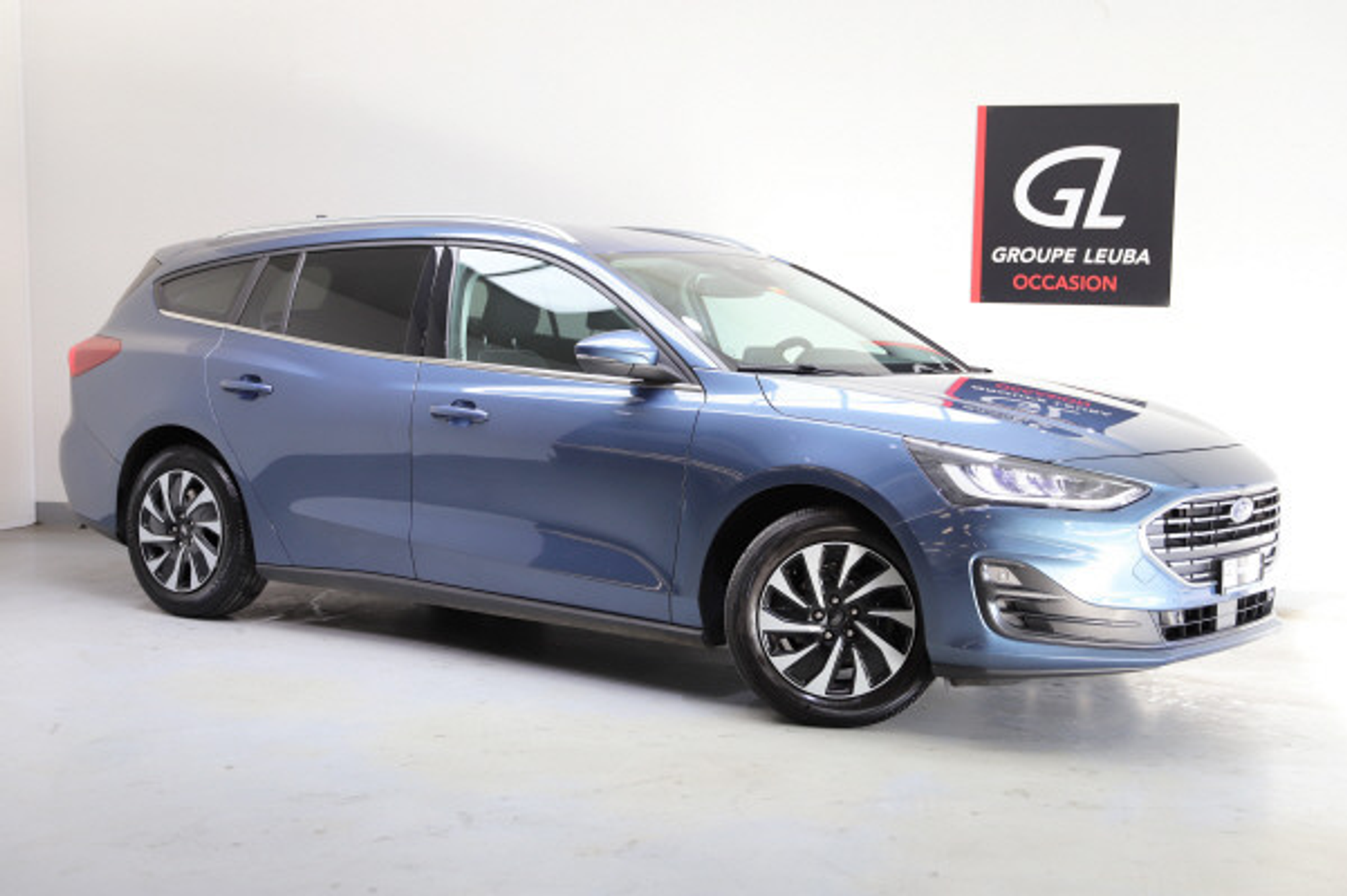 listing desktop thumbnail image 0