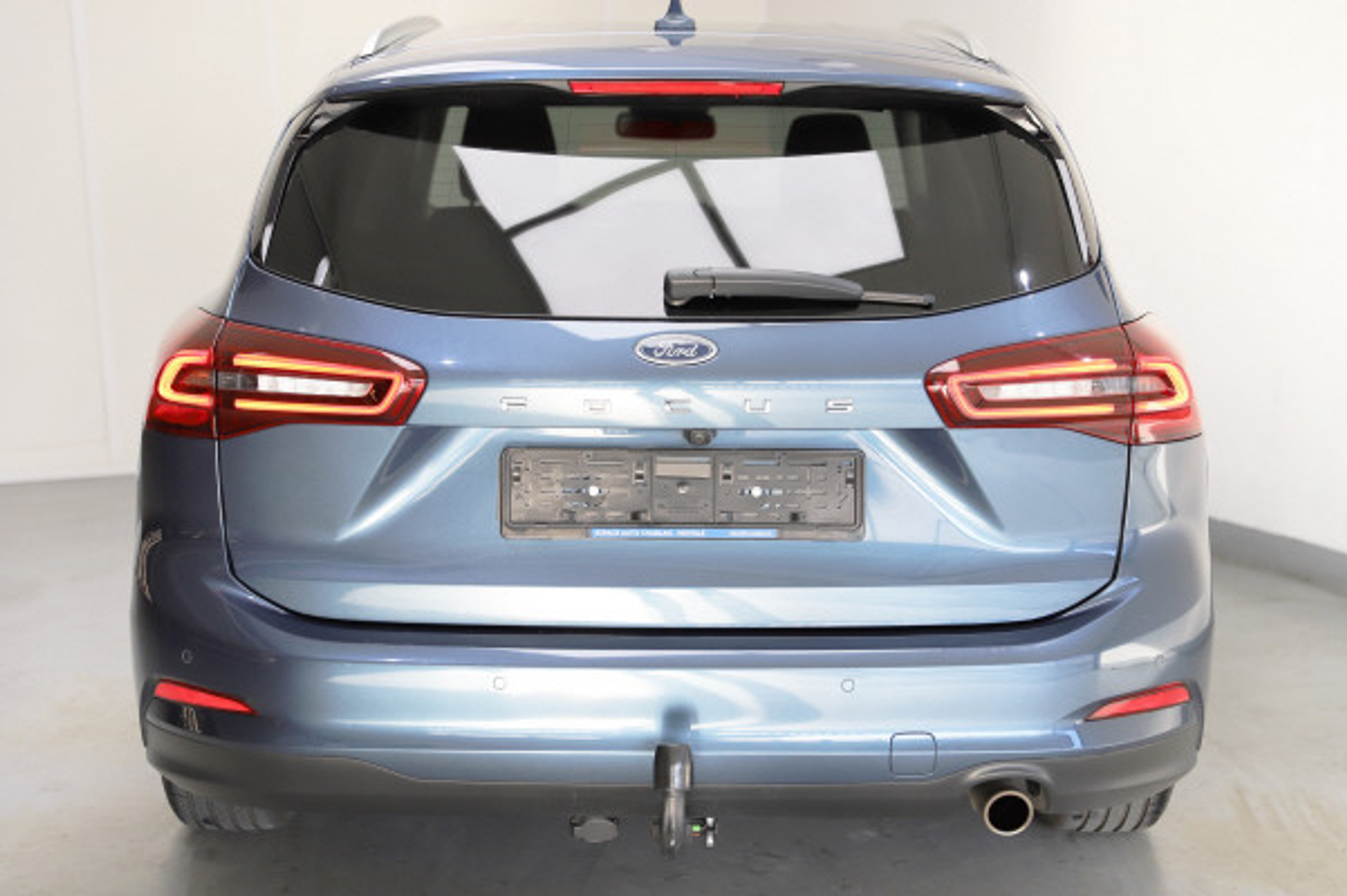 listing desktop thumbnail image 5