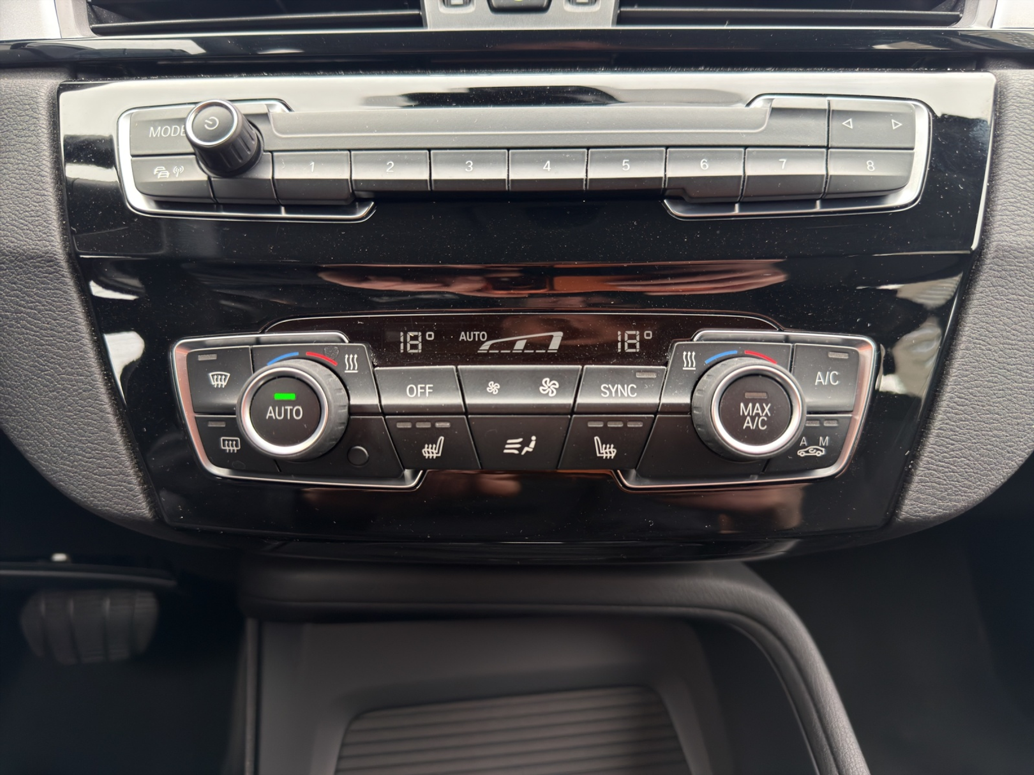 listing desktop thumbnail image 17