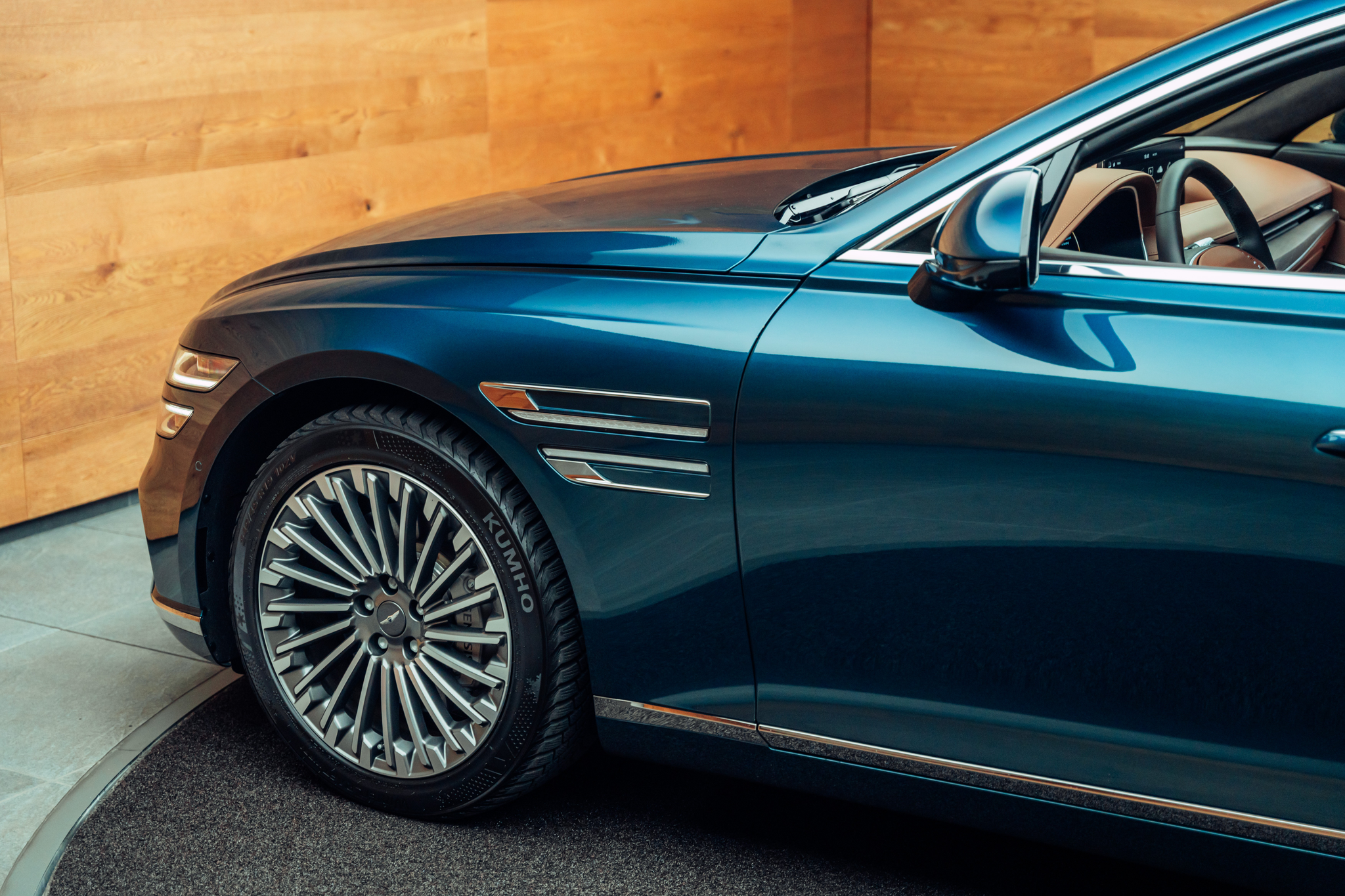 listing desktop thumbnail image 20