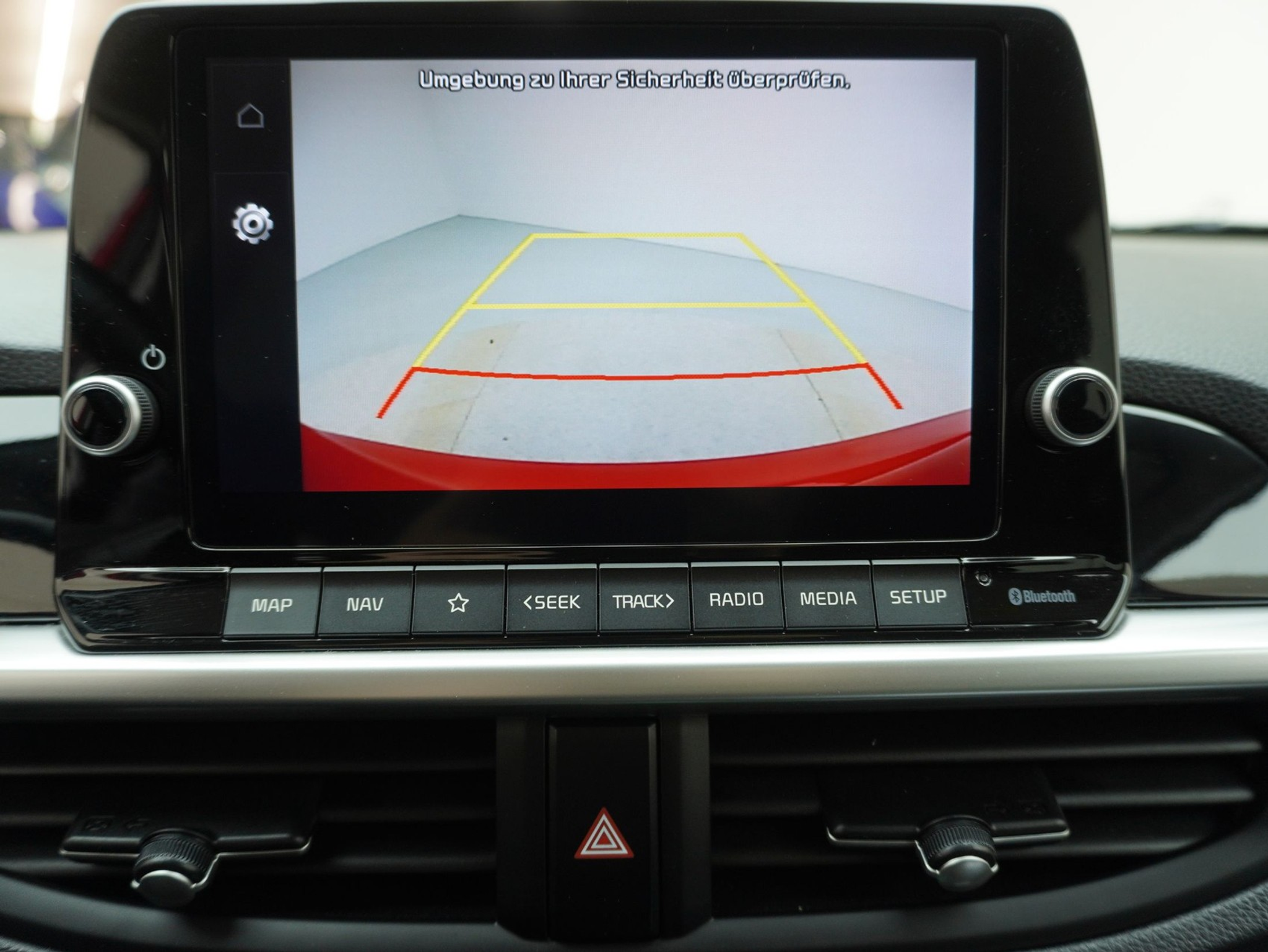 listing desktop thumbnail image 15