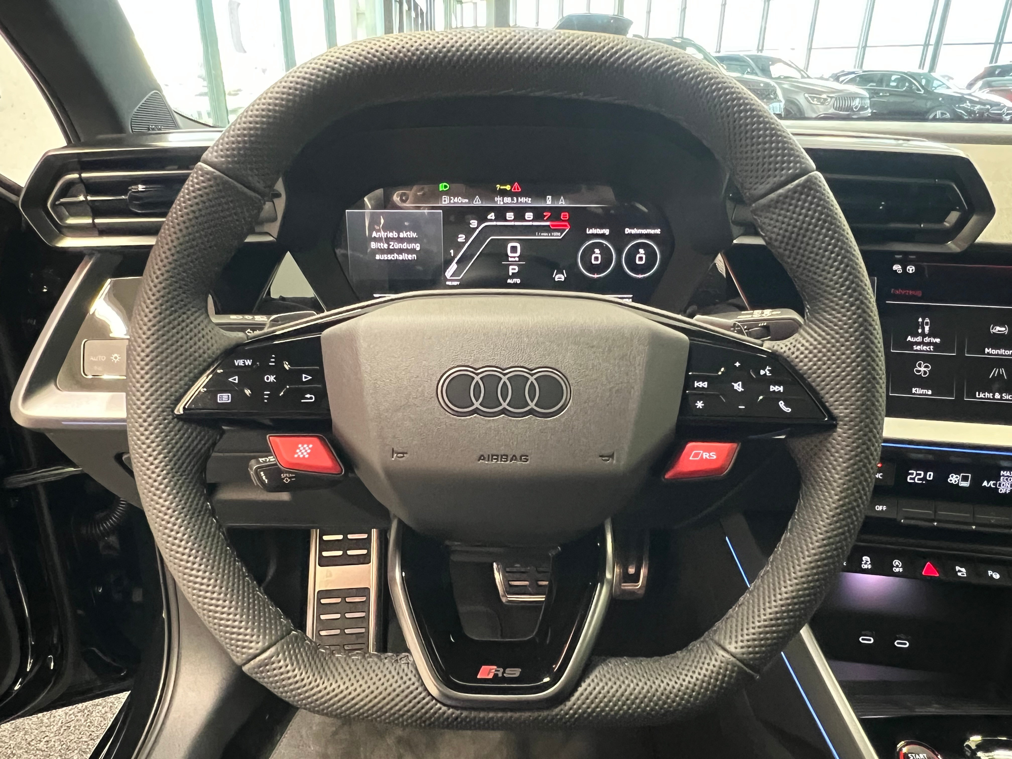 listing desktop thumbnail image 29