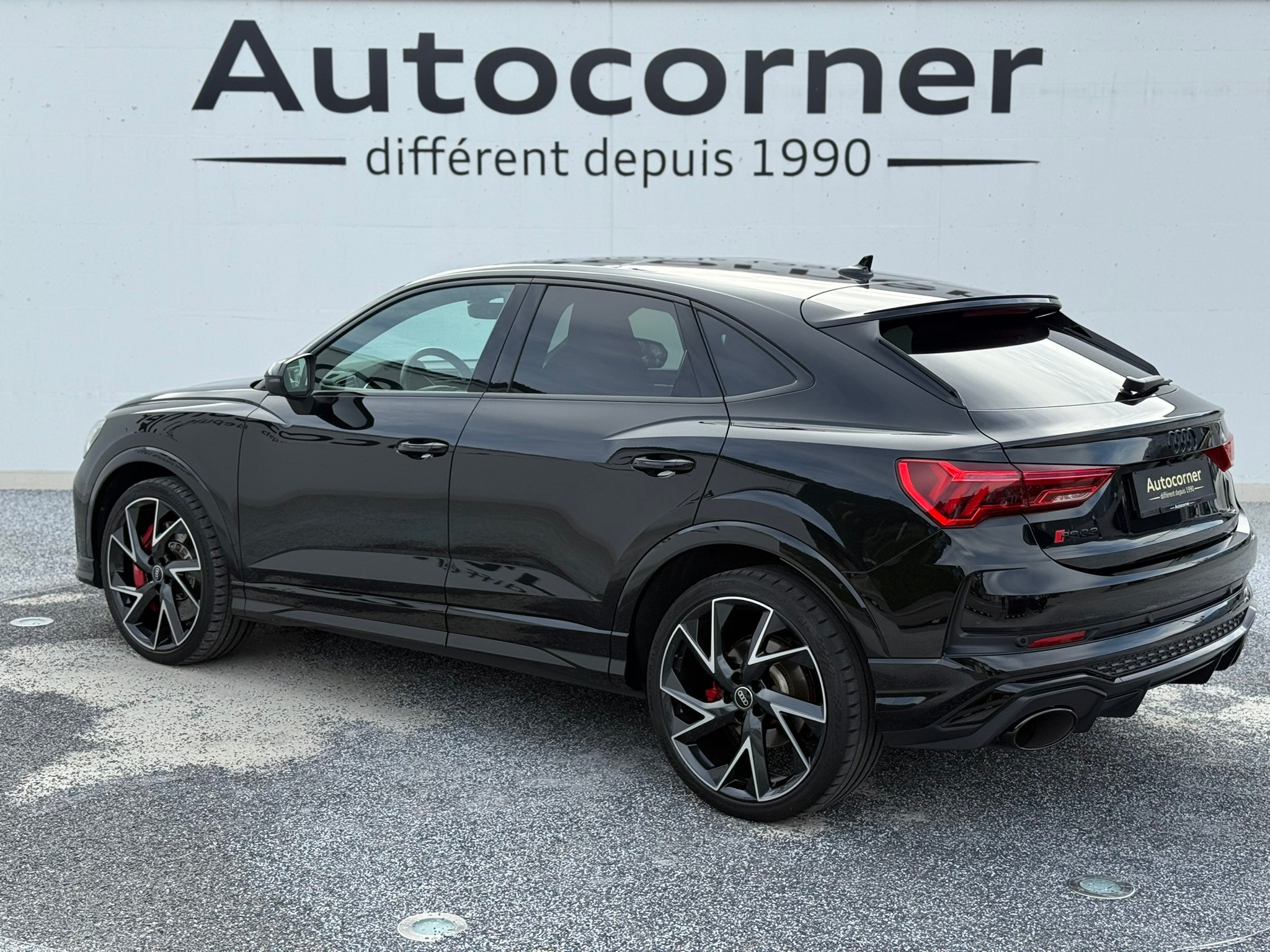 listing desktop thumbnail image 3