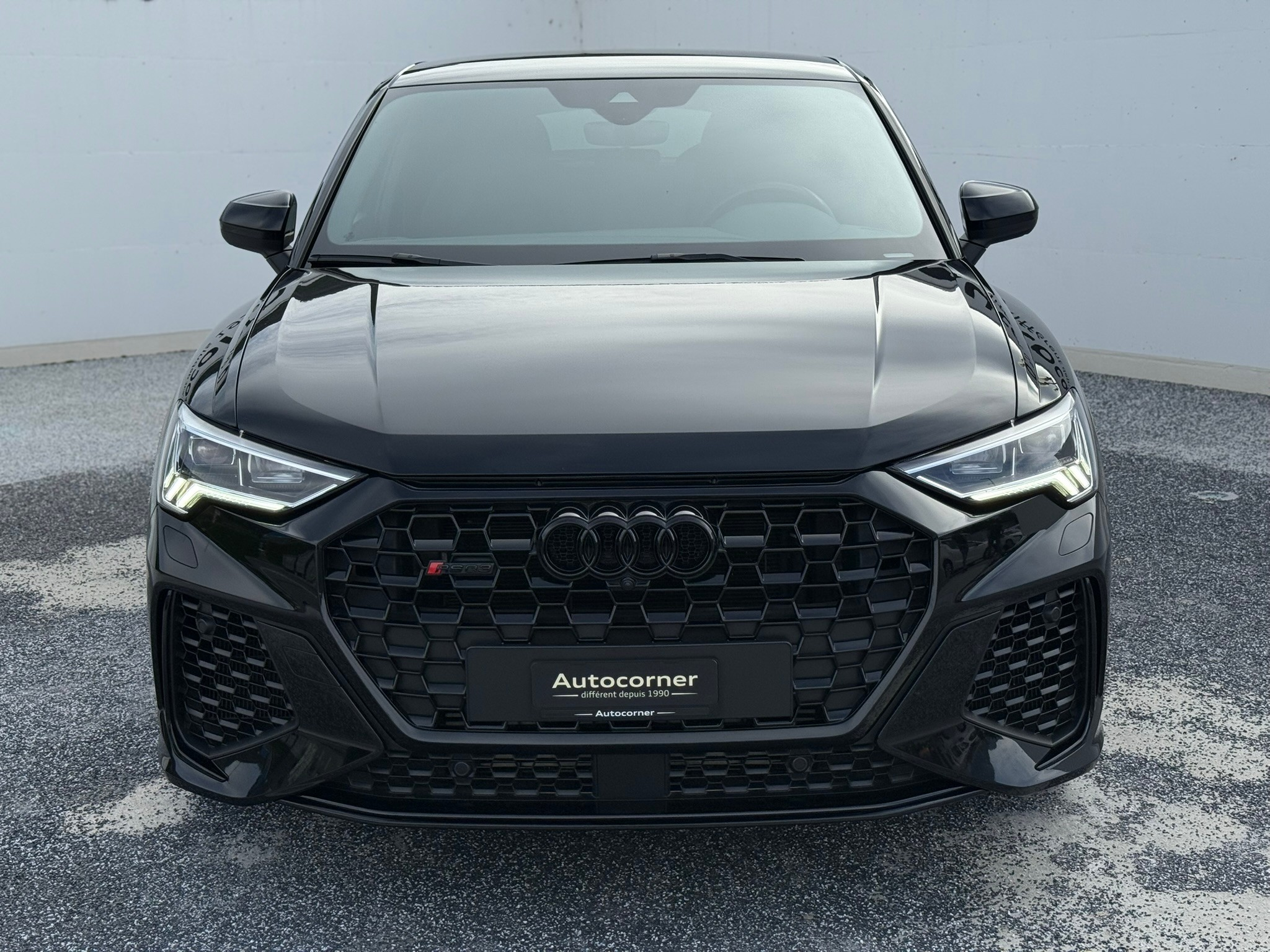 listing desktop thumbnail image 4