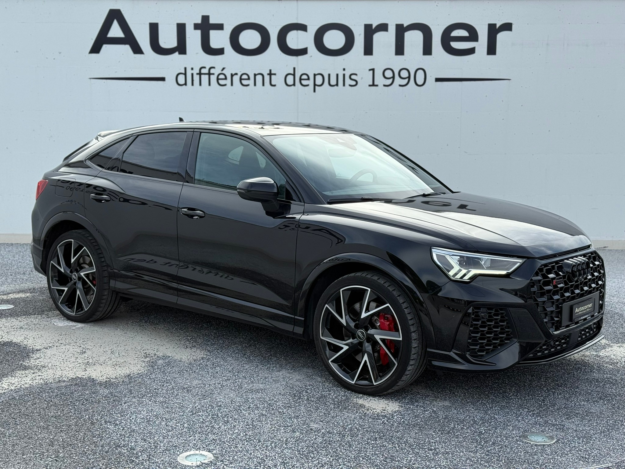 listing desktop thumbnail image 4