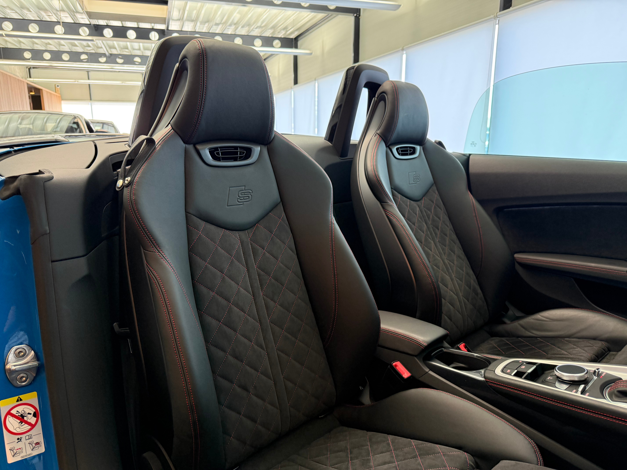 listing desktop thumbnail image 2